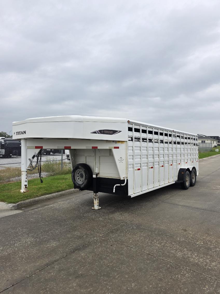 2014 TITAN