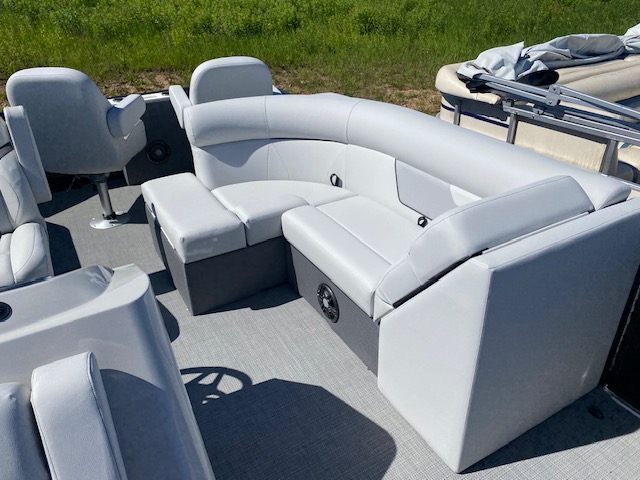 2024 Crest Pontoons Classic LX Fish 220 SF - Photo 10