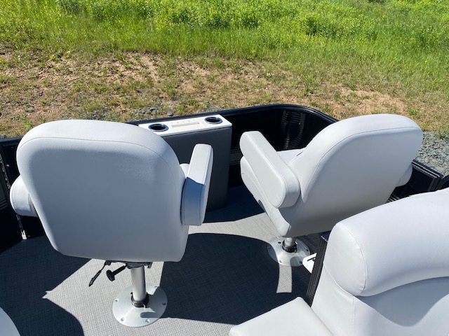 2024 Crest Pontoons Classic LX Fish 220 SF - Photo 18