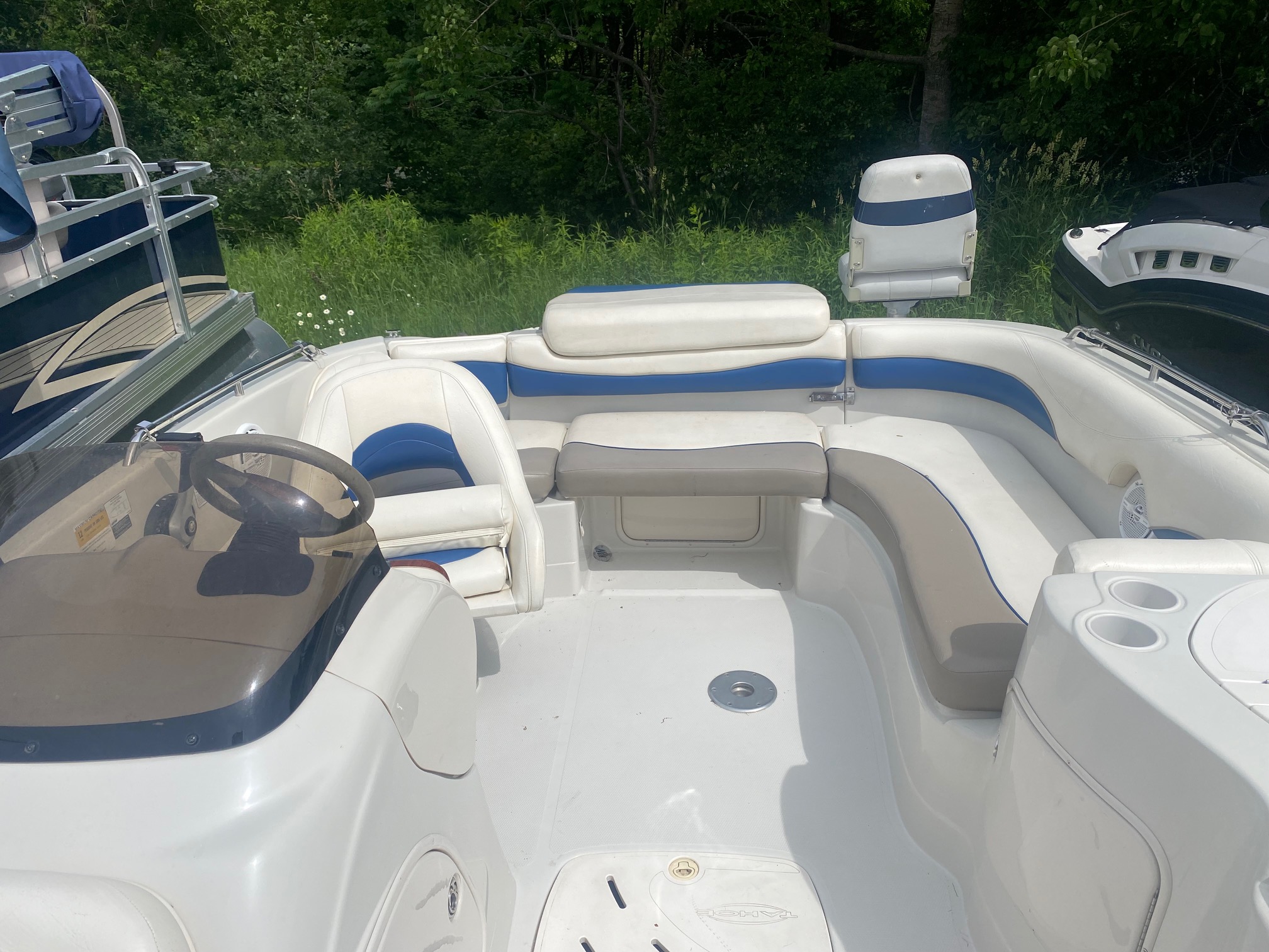 2006 Tahoe 215 - Photo 20