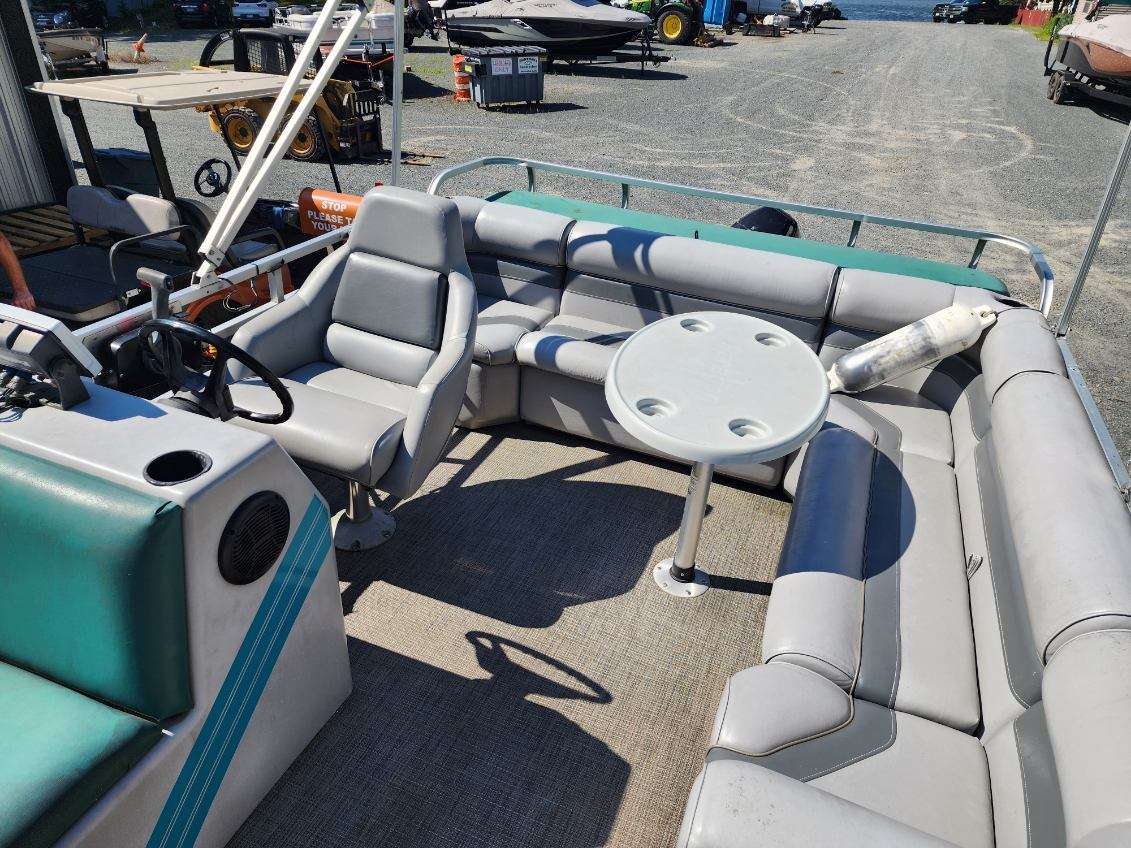 1995 TMC 2500 SE 2 - Photo 8