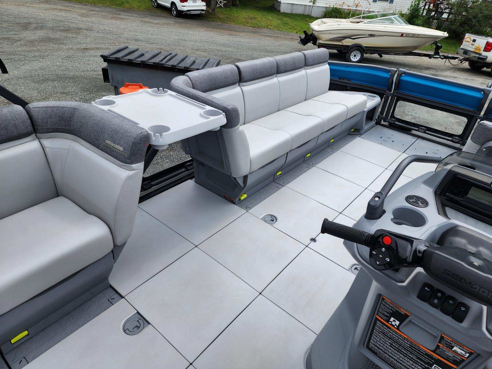 2023 Sea-Doo Switch® Cruise Sport 18' - 230HP - Photo 5