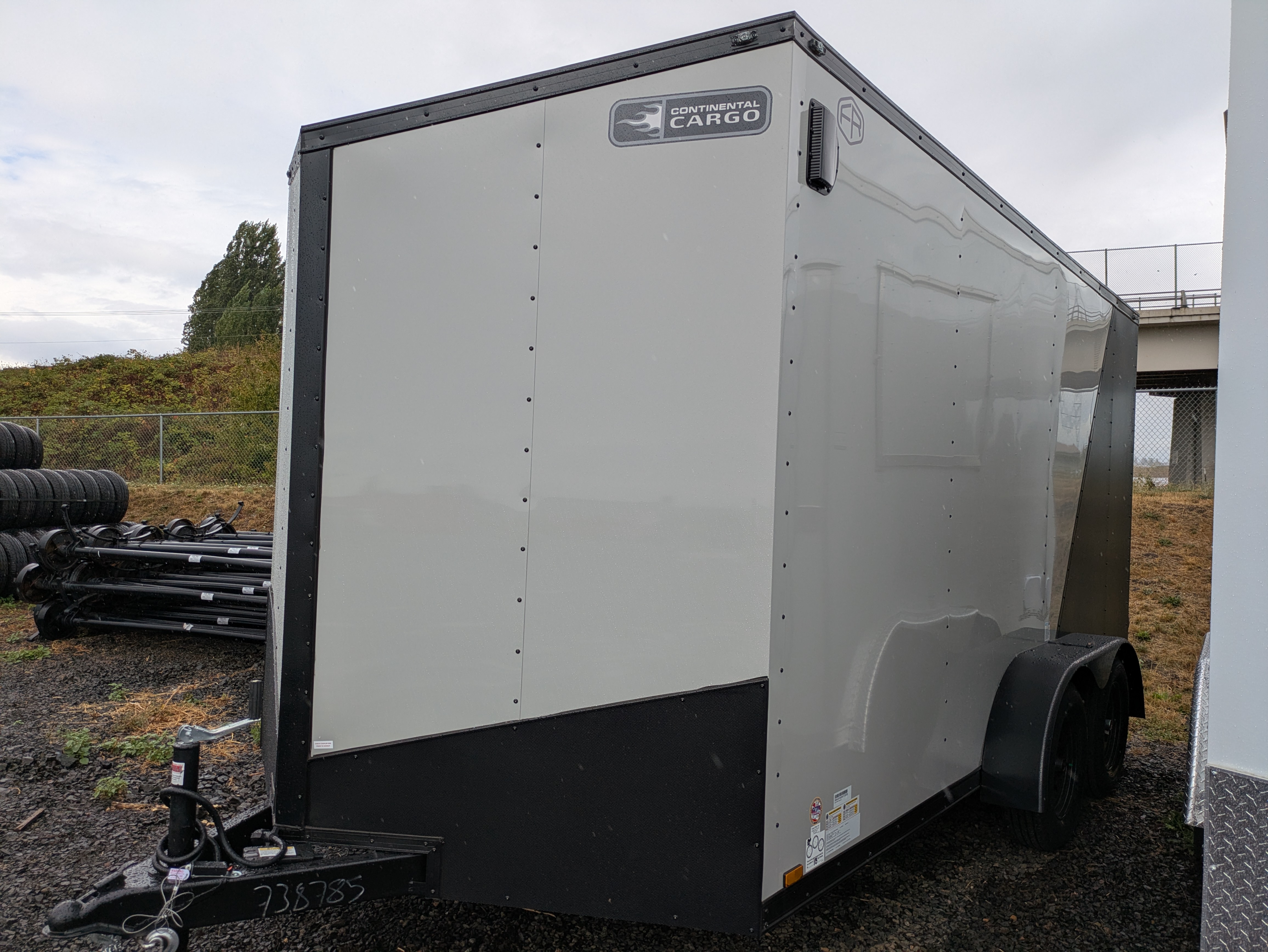 2027 Continental Cargo