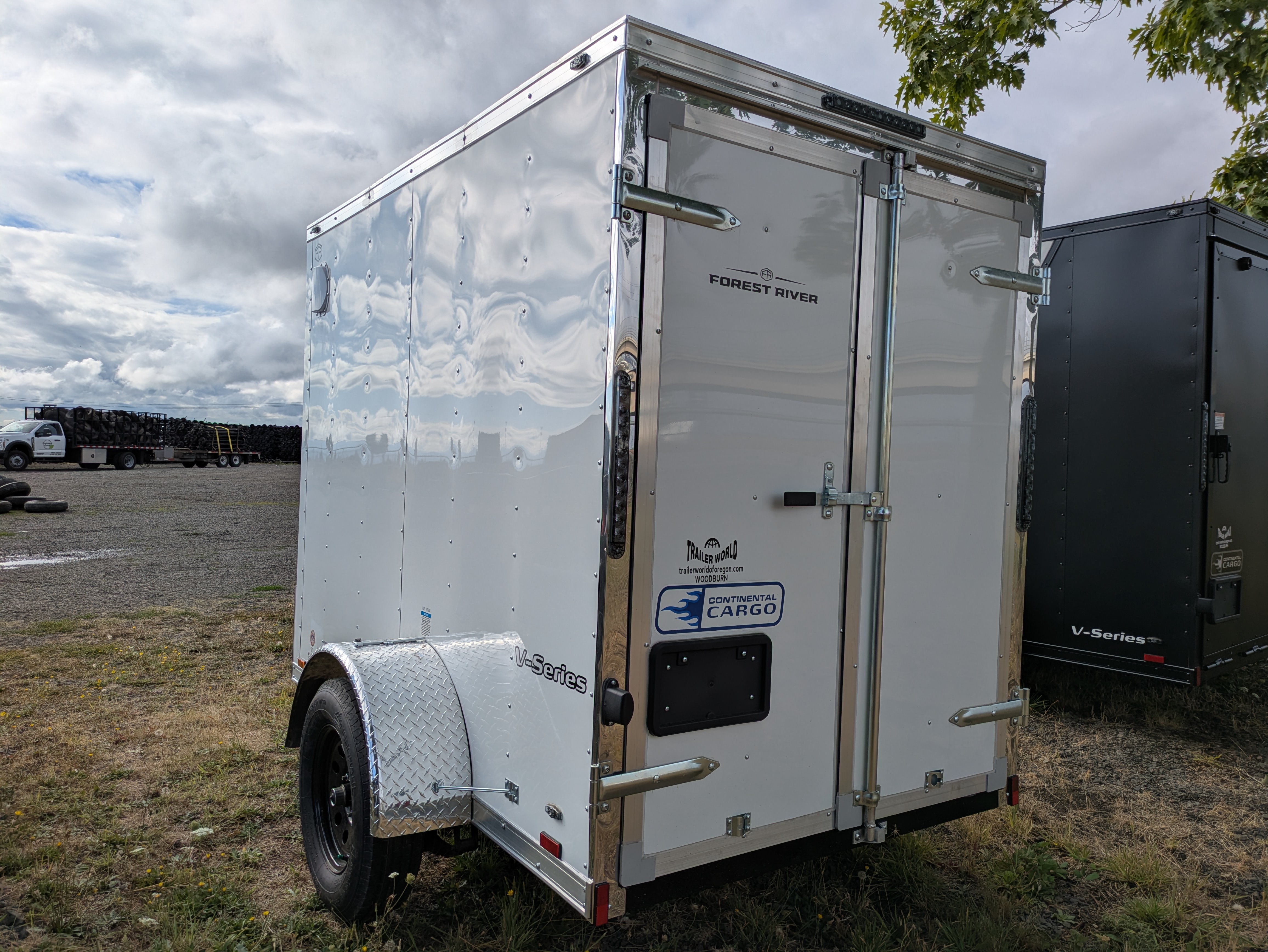 2026 Continental Cargo photo 3