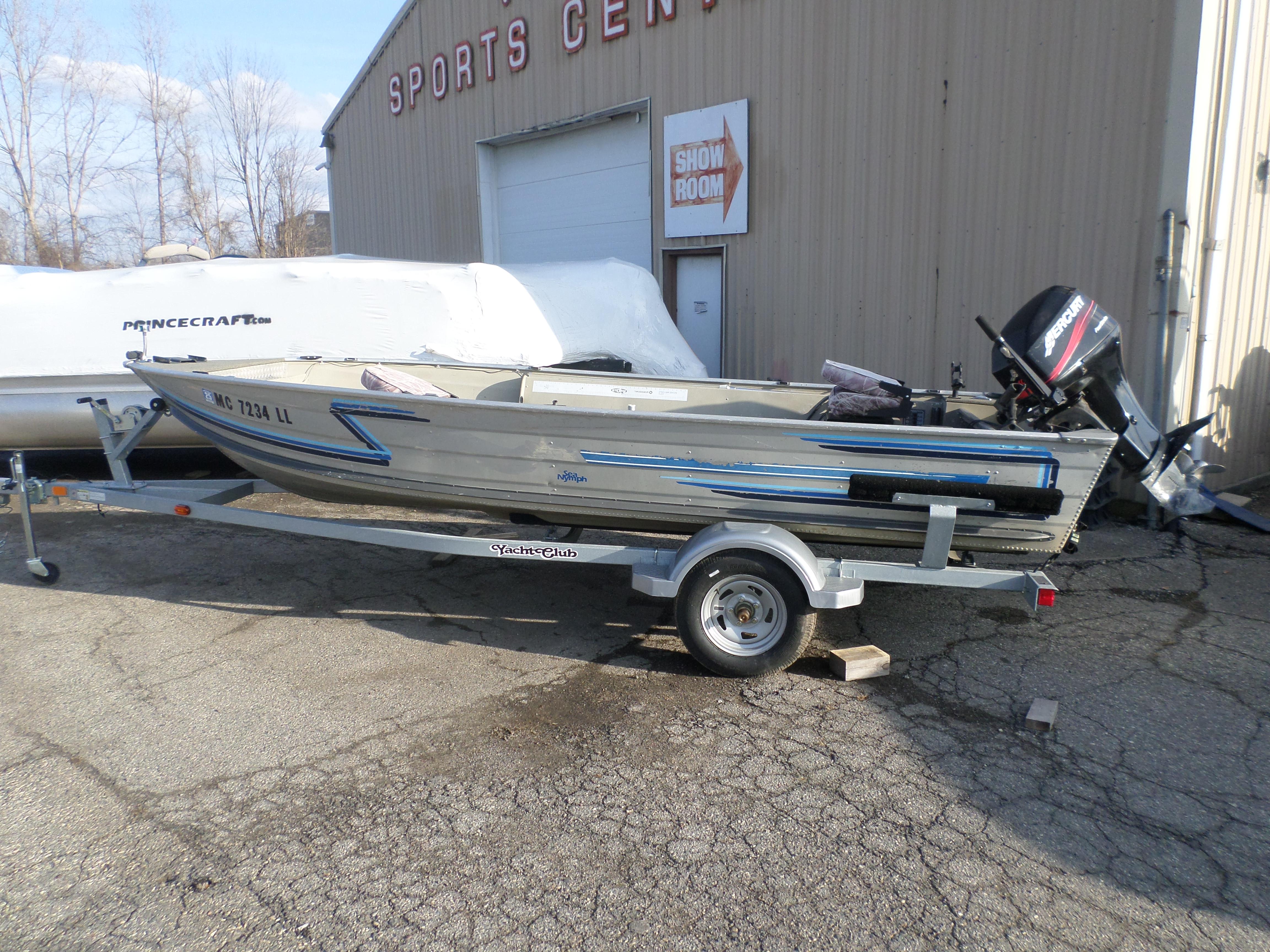 new Boats Freeway Sports Center Inc. Fenton, MI (810) 629-2291