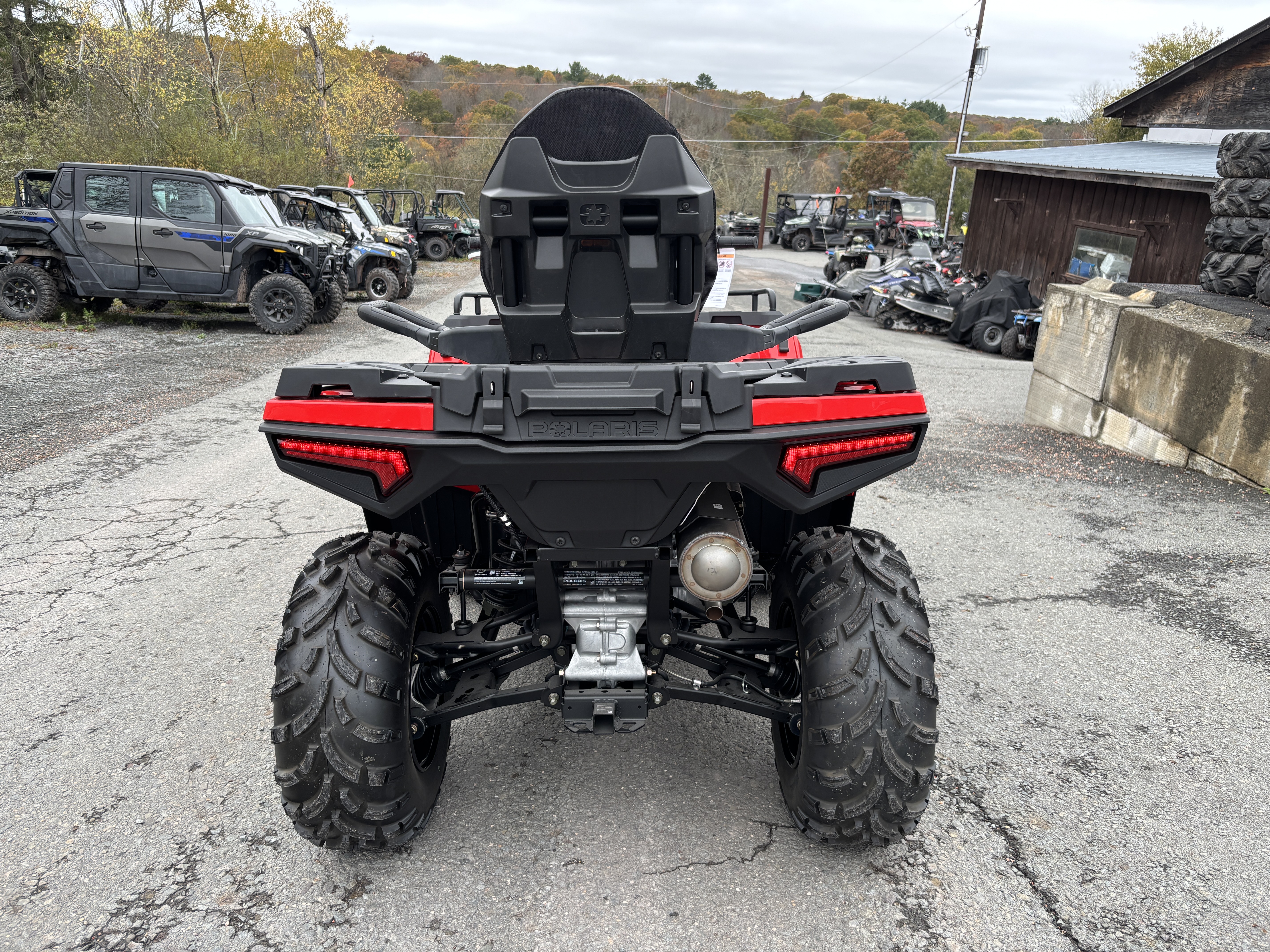 2025 Polaris Sportsman® Touring 570 Indy Red - Photo 5