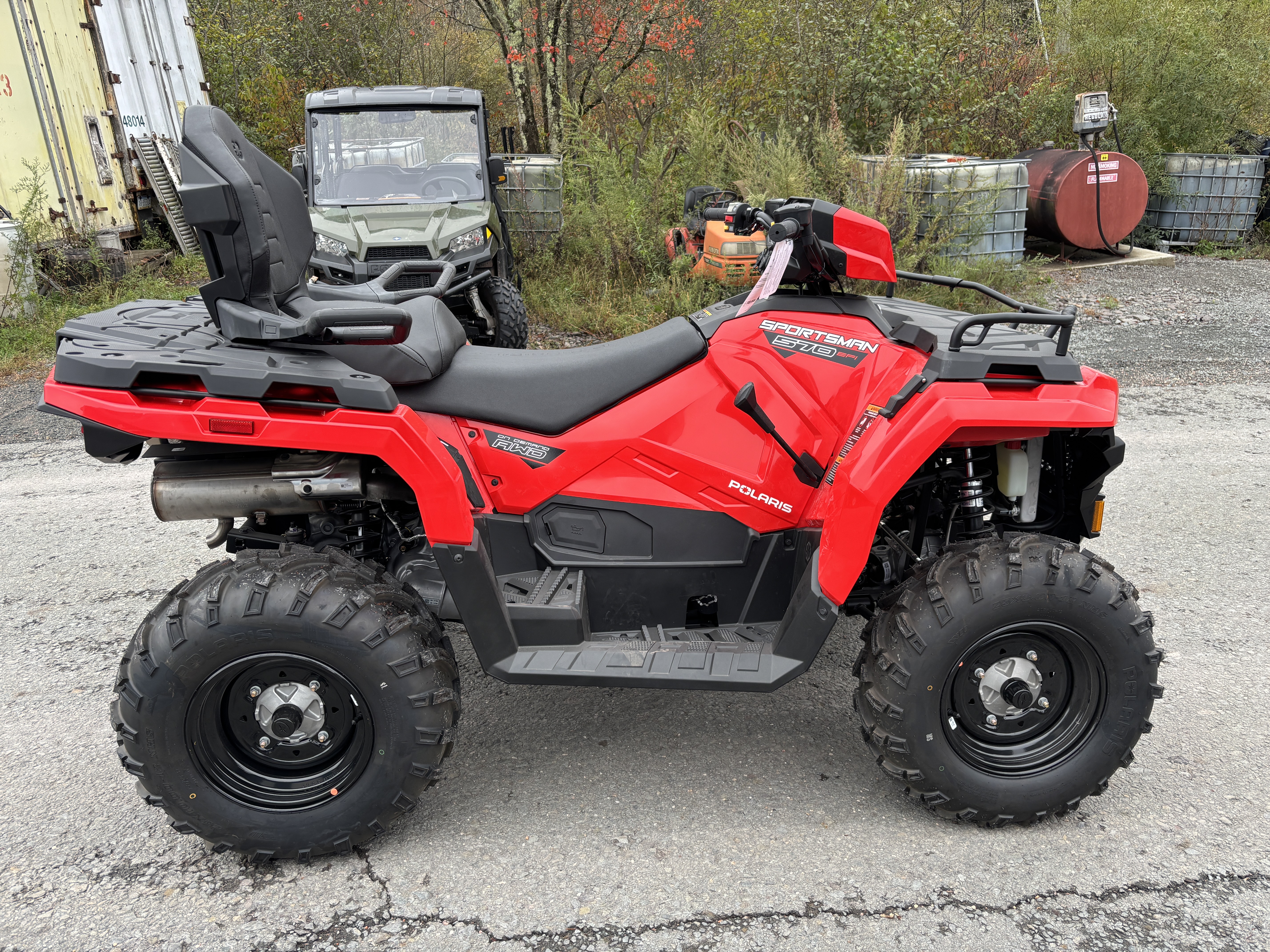 2025 Polaris Sportsman® Touring 570 Indy Red - Photo 3