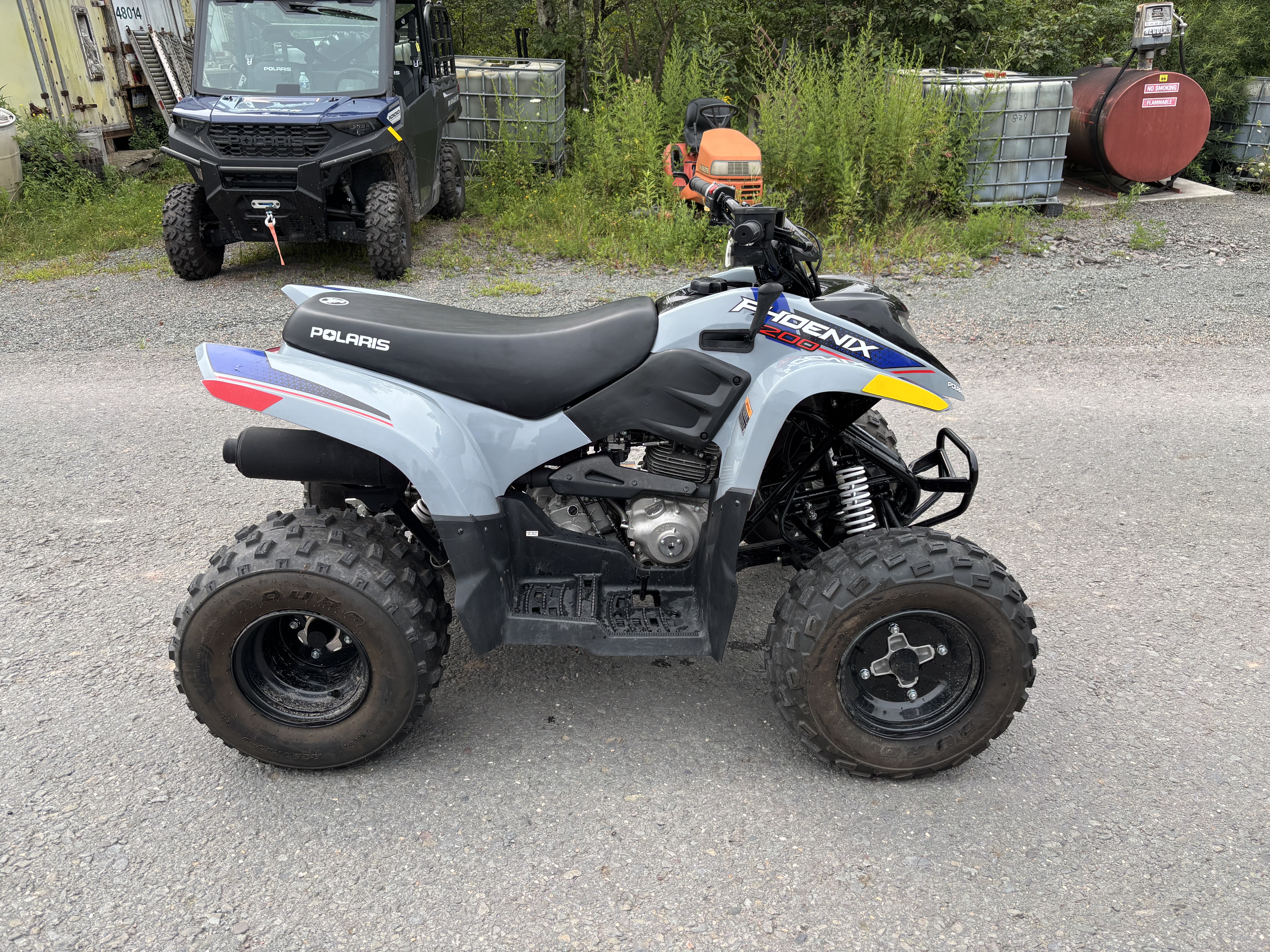 2025 Polaris Phoenix 200 - Photo 3