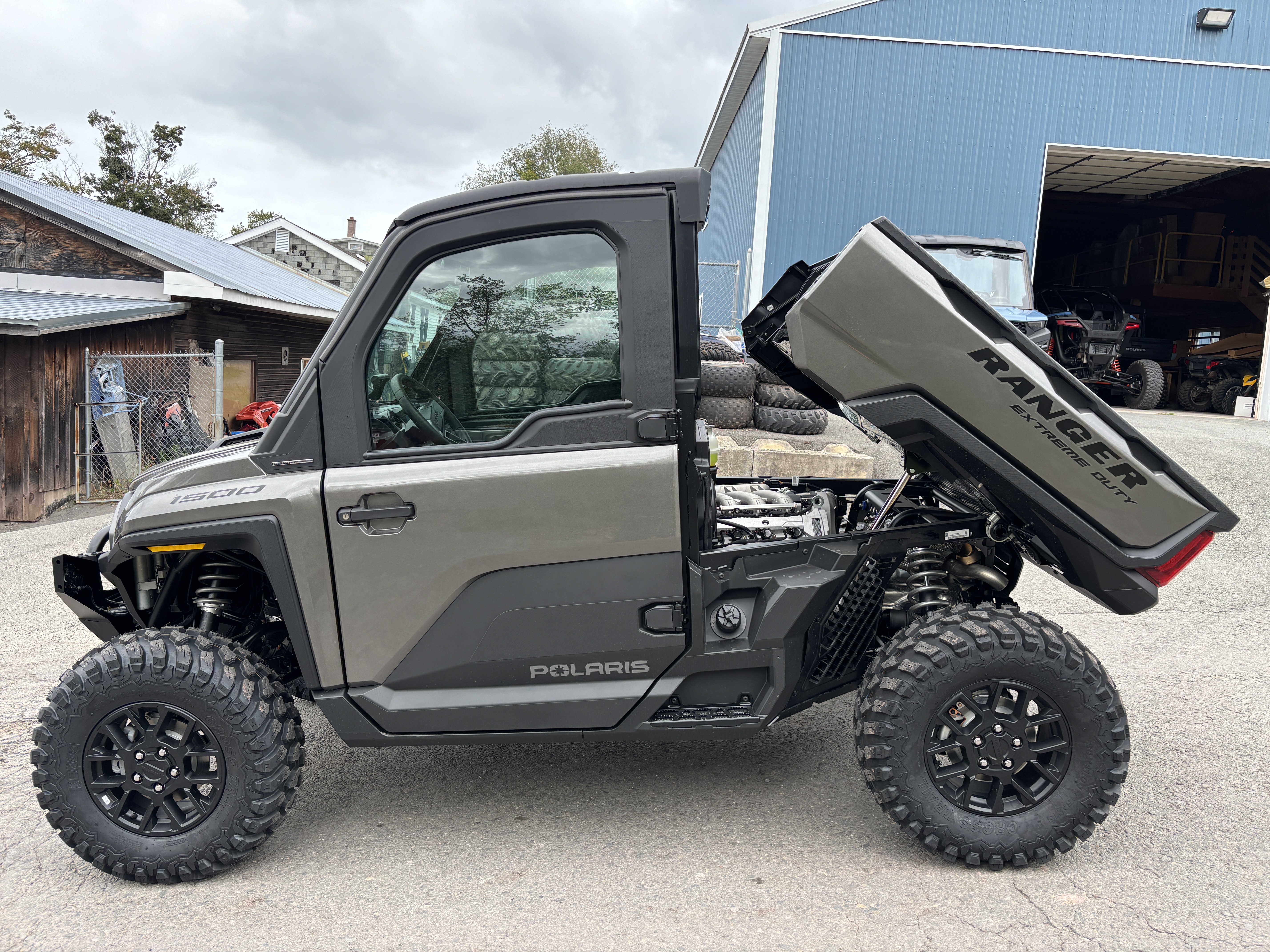 2025 Polaris Ranger® XD 1500 NorthStar Edition Ultimate Titanium Metallic - Photo 4