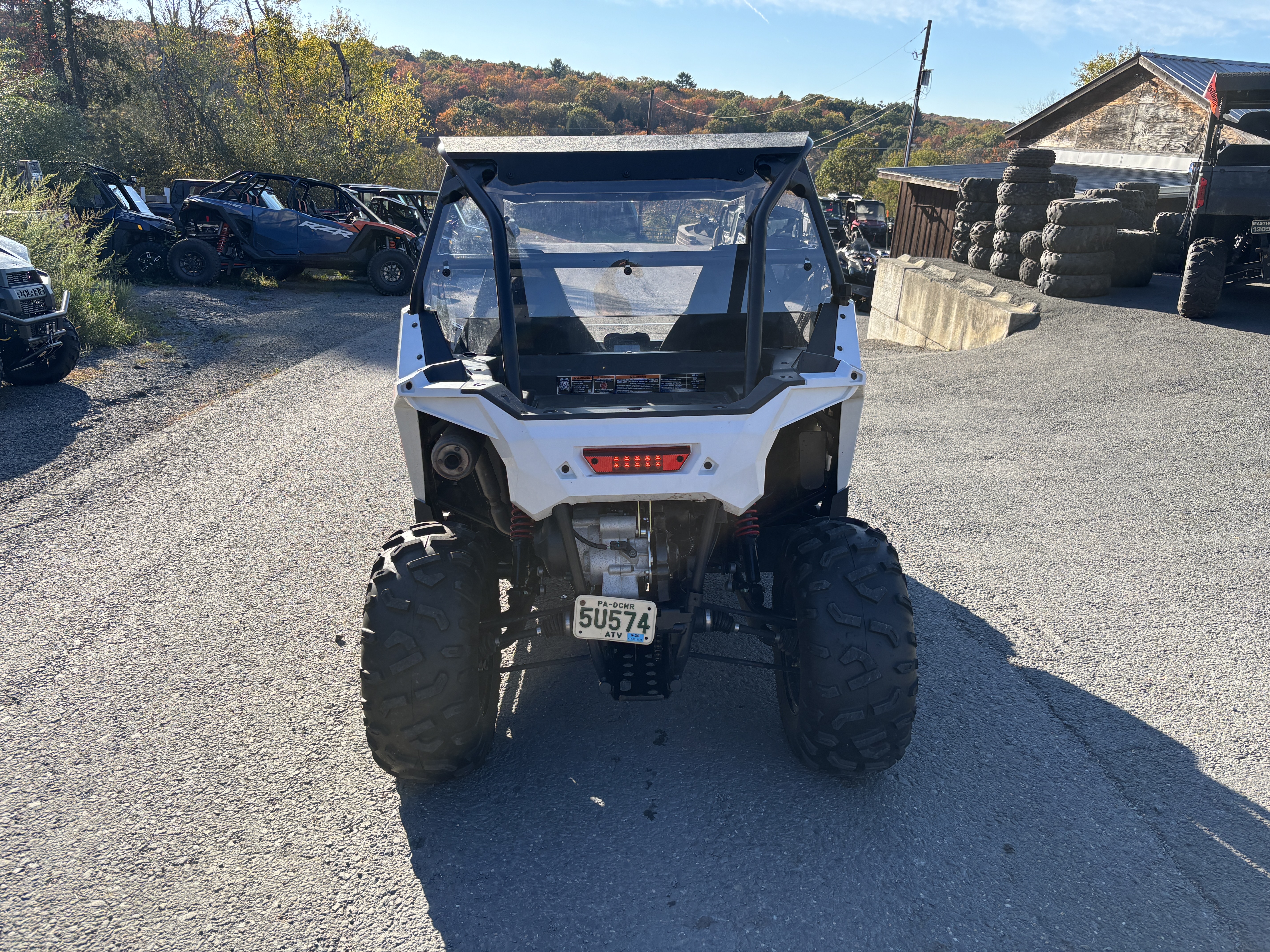 2023 Polaris RZR 200 EFI White Lightning/Indy Red - Photo 5