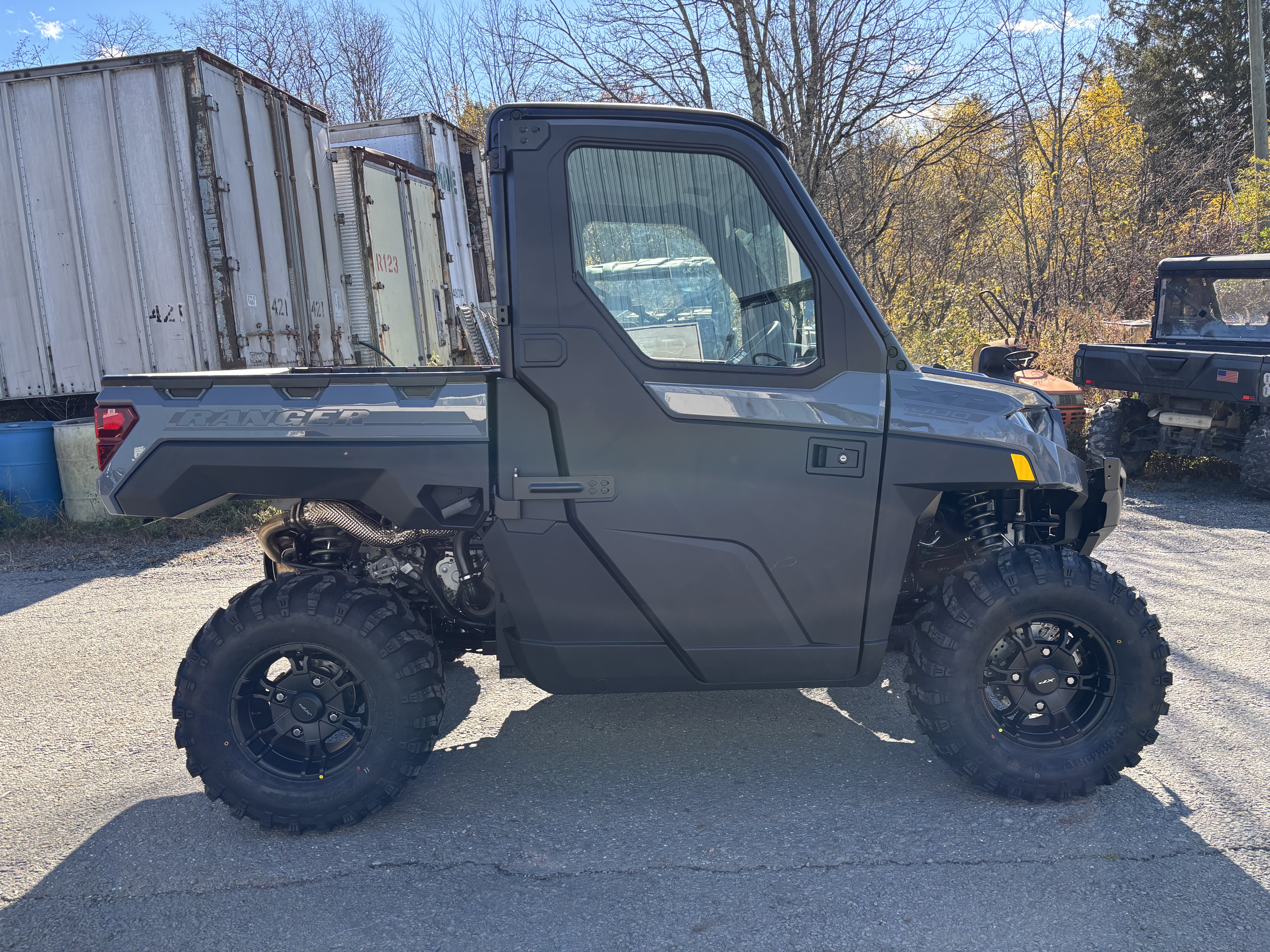 2026 Polaris Ranger XP® 1000 NorthStar Edition Ultimate Stealth Gray - Photo 3