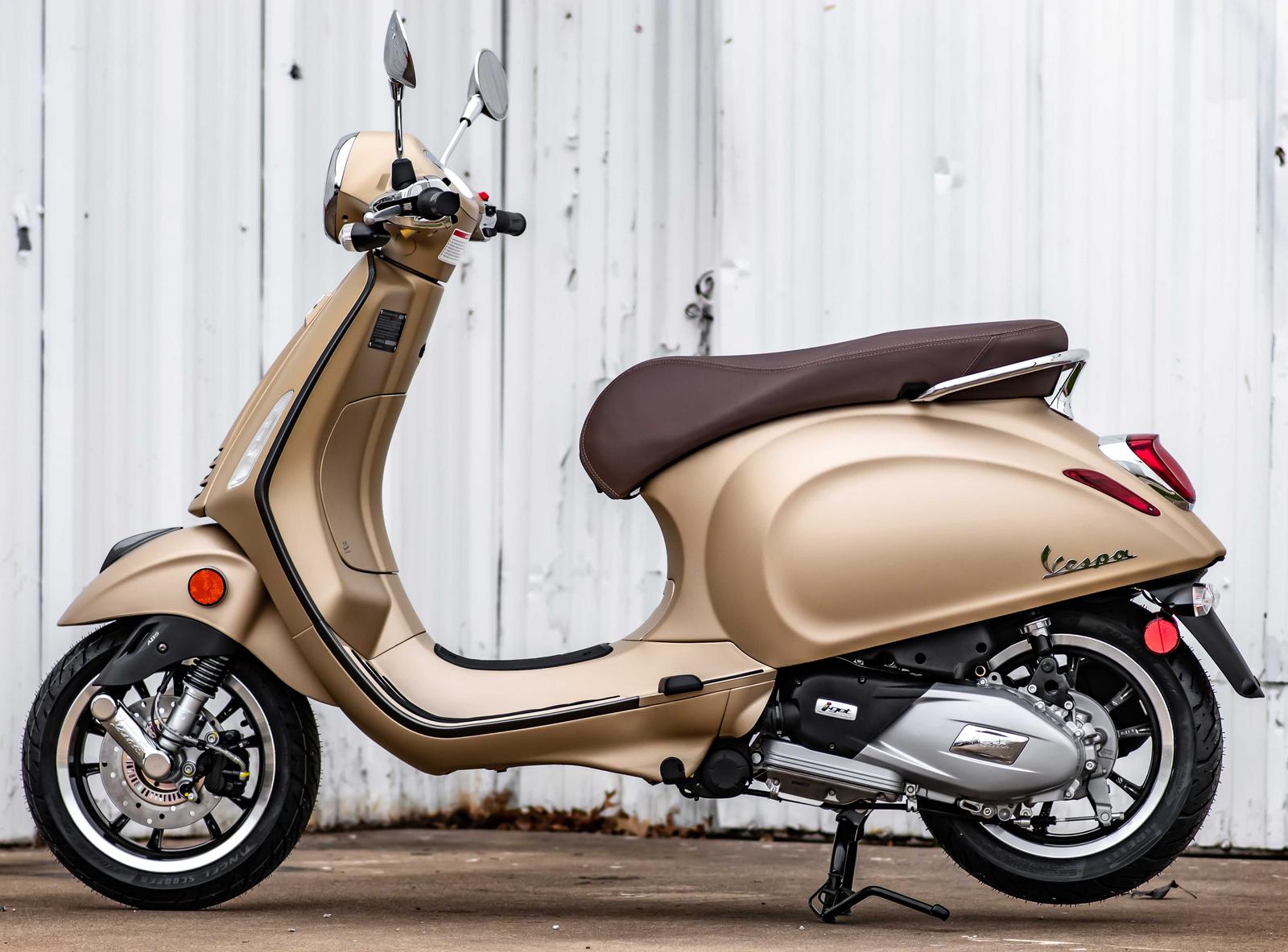 vespa primavera 150