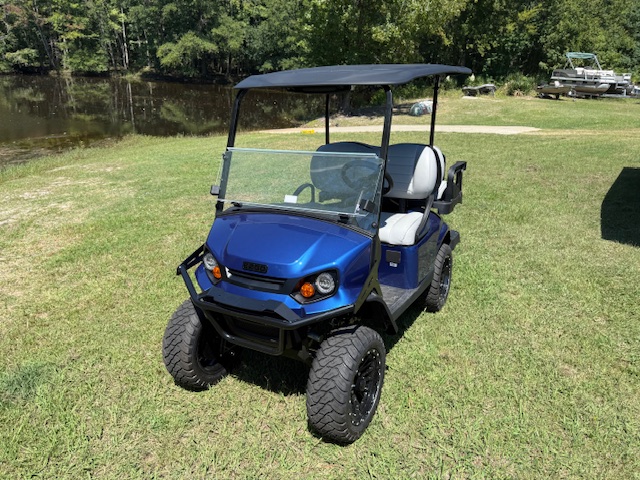2025 E-Z-GO Express L6 EFI Gas - Photo 2