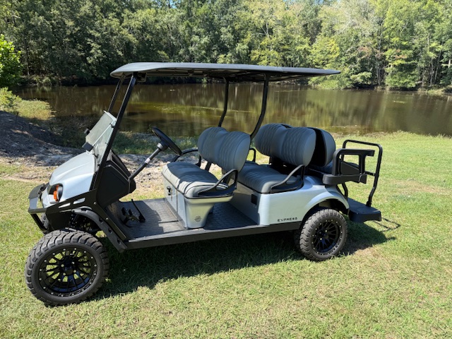 2025 E-Z-GO Express L6 EFI Gas