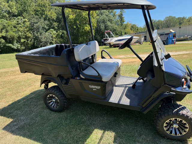 2025 E-Z-GO CUSHMAN 1200X HAULER - Photo 2