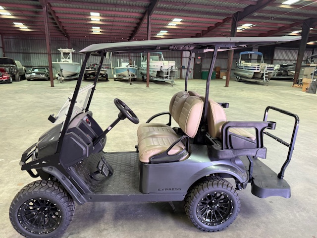 2025 E-Z-GO Express S4 EFI gas - Photo 2