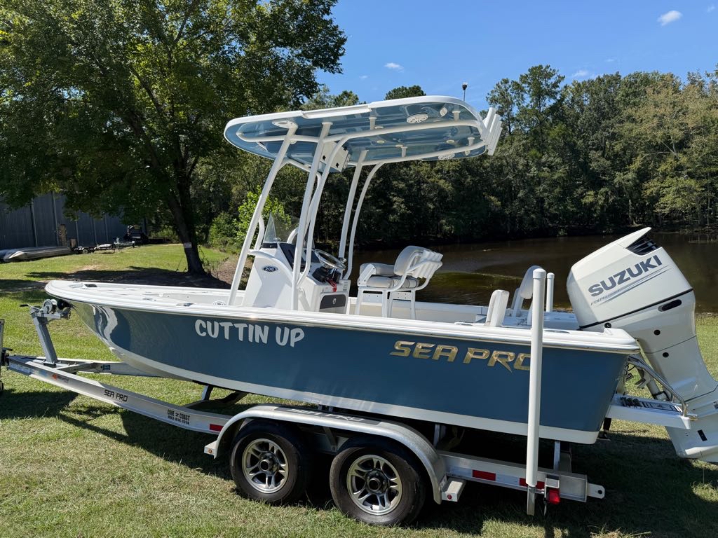 2017 Sea Pro 208 Bay Series
