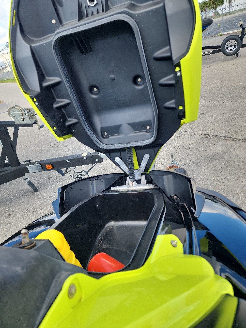2021 Kawasaki 310X - Photo 13