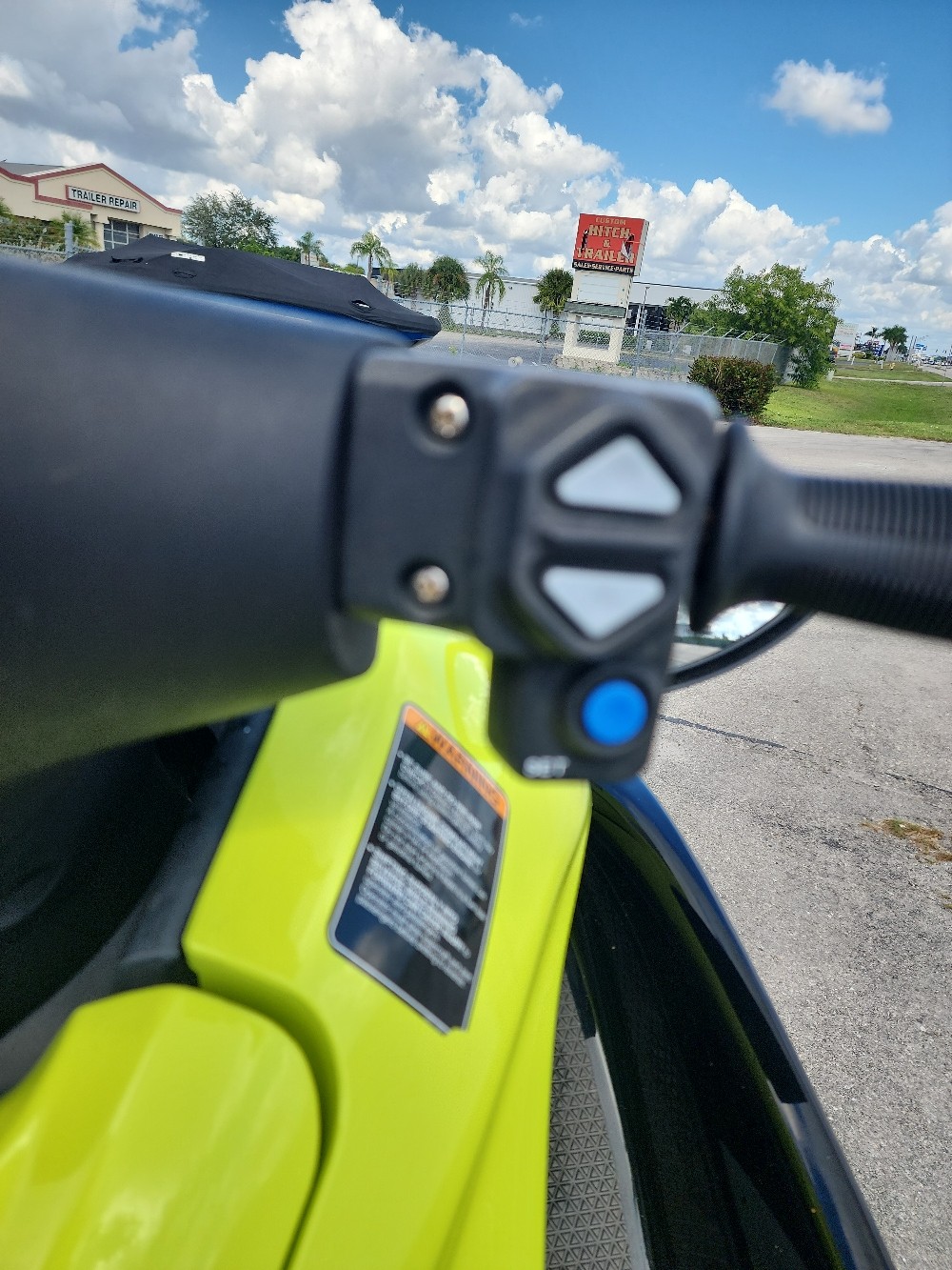 2021 Kawasaki 310X - Photo 5