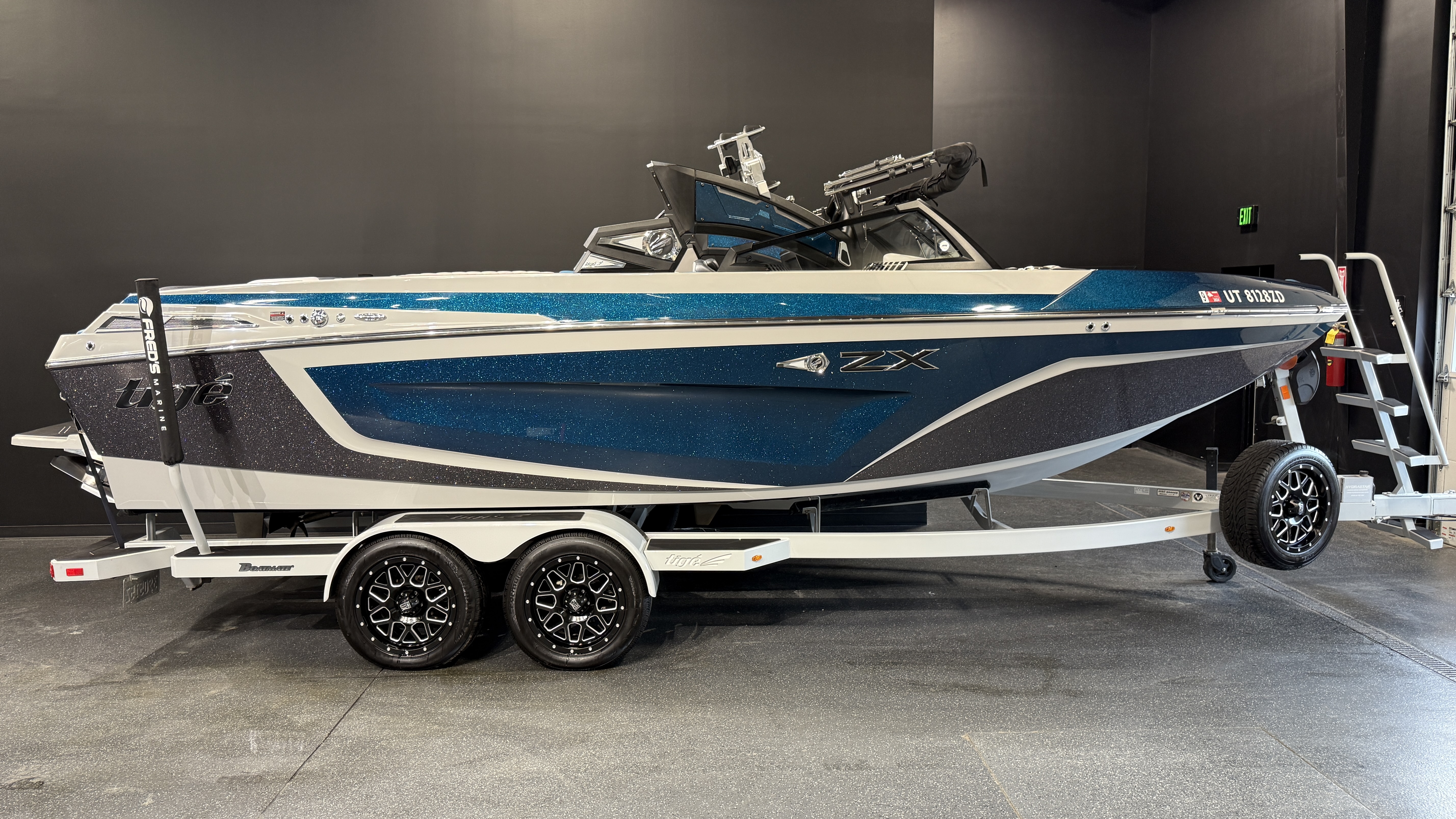 まりね Boats Fred's Marine Layton, UT (801) 593-8345