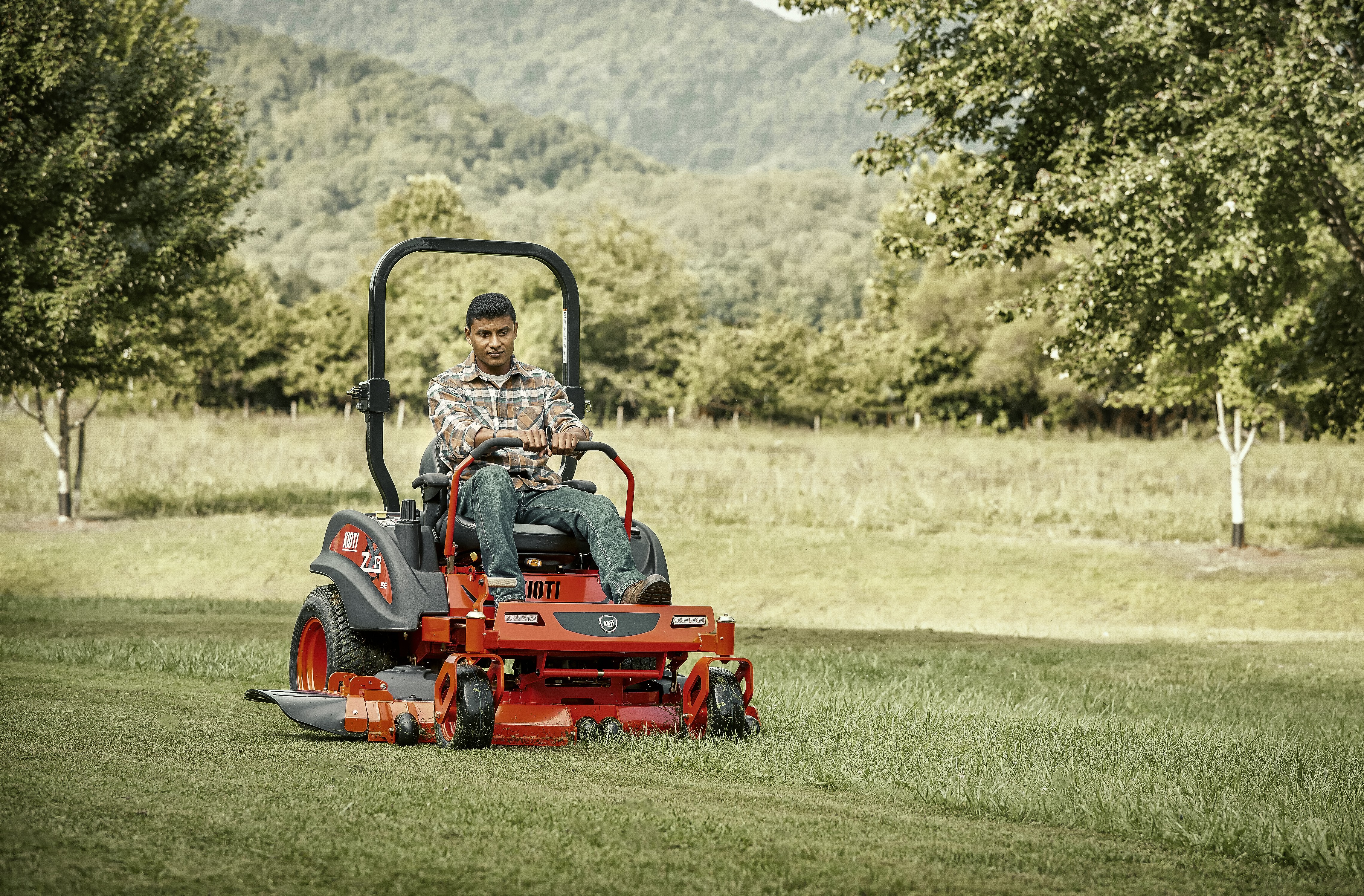 2023 KIOTI ZXR54SE Zero Turn Mower for Sale | Batchelder Sales Inc.