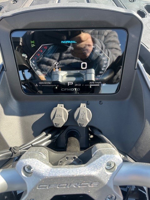 2025 CFMOTO CFORCE 1000 Touring - Photo 5