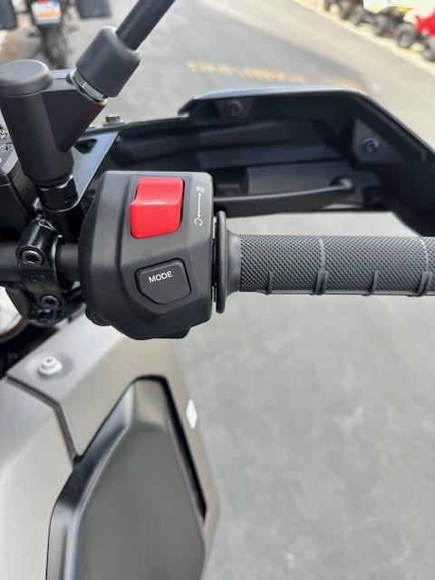 2025 Yamaha Tenere 700 - Photo 9