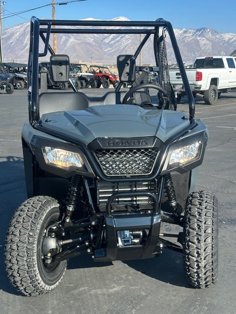 2025 Honda Pioneer 520 Base - Photo 4