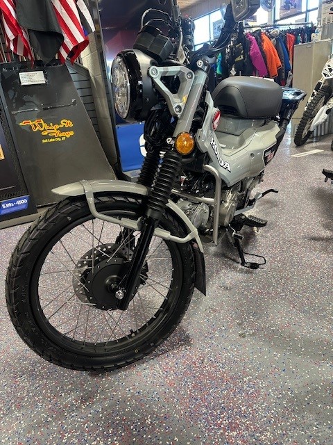 2025 Honda Trail 125 - Photo 4