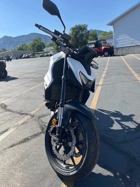 2025 Honda CB750 HORNET Base - Photo 7