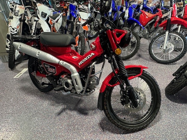 2025 Honda Trail 125 - Photo 2
