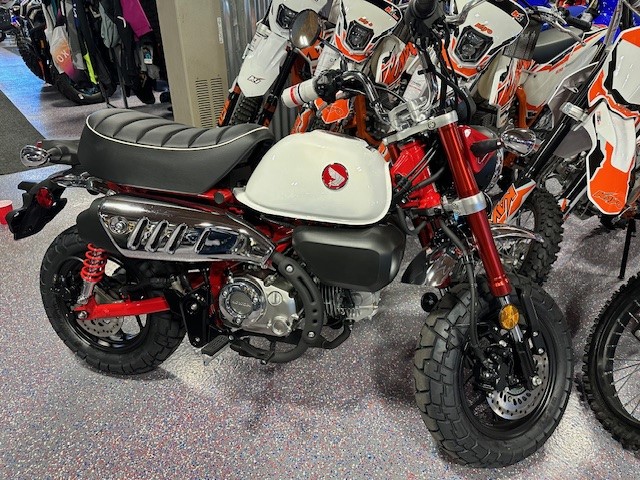 2025 Honda MONKEY ABS - Photo 4
