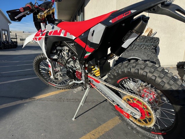 2025 Fantic XEF 250 trail - Photo 15
