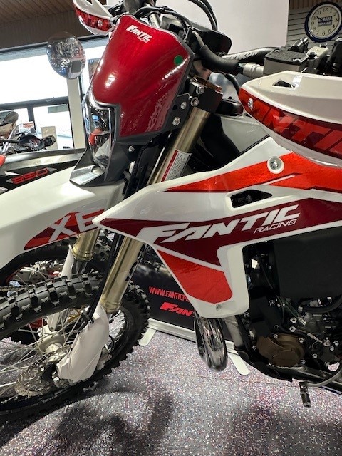 2025 Fantic FA-XE300 - Photo 10
