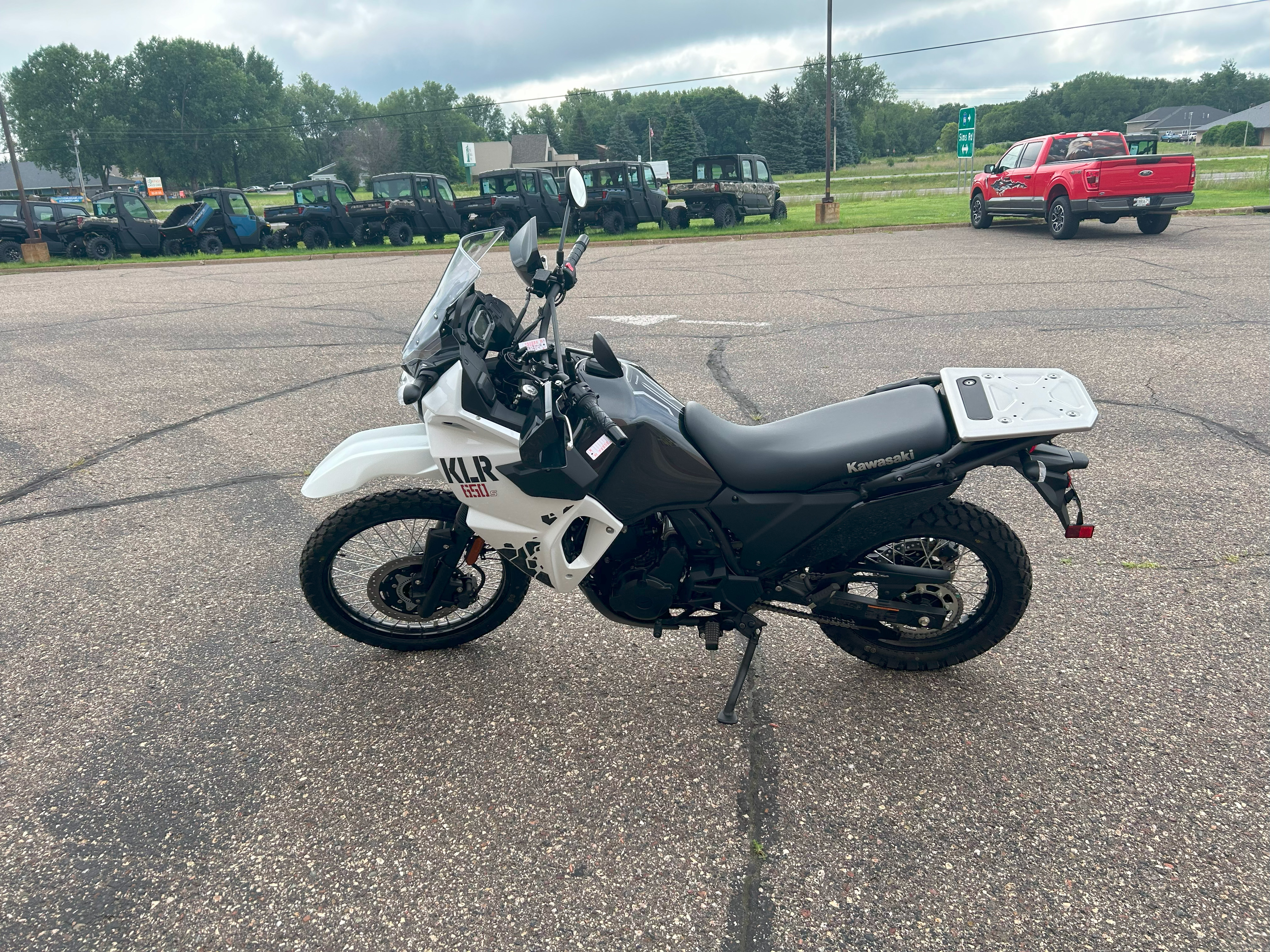 2025 Kawasaki KLR 650 S ABS - Photo 5