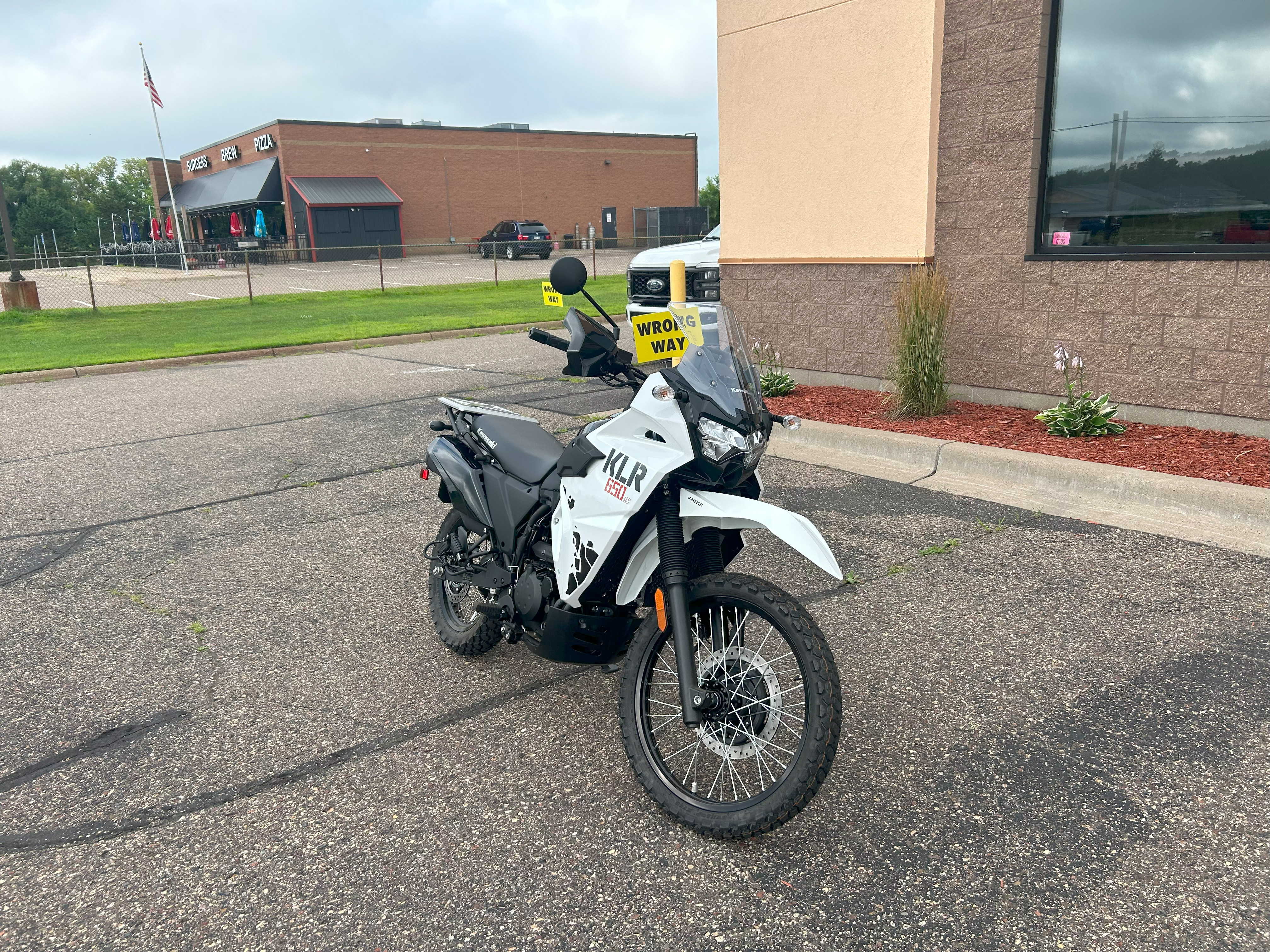 2025 Kawasaki KLR 650 S ABS - Photo 8