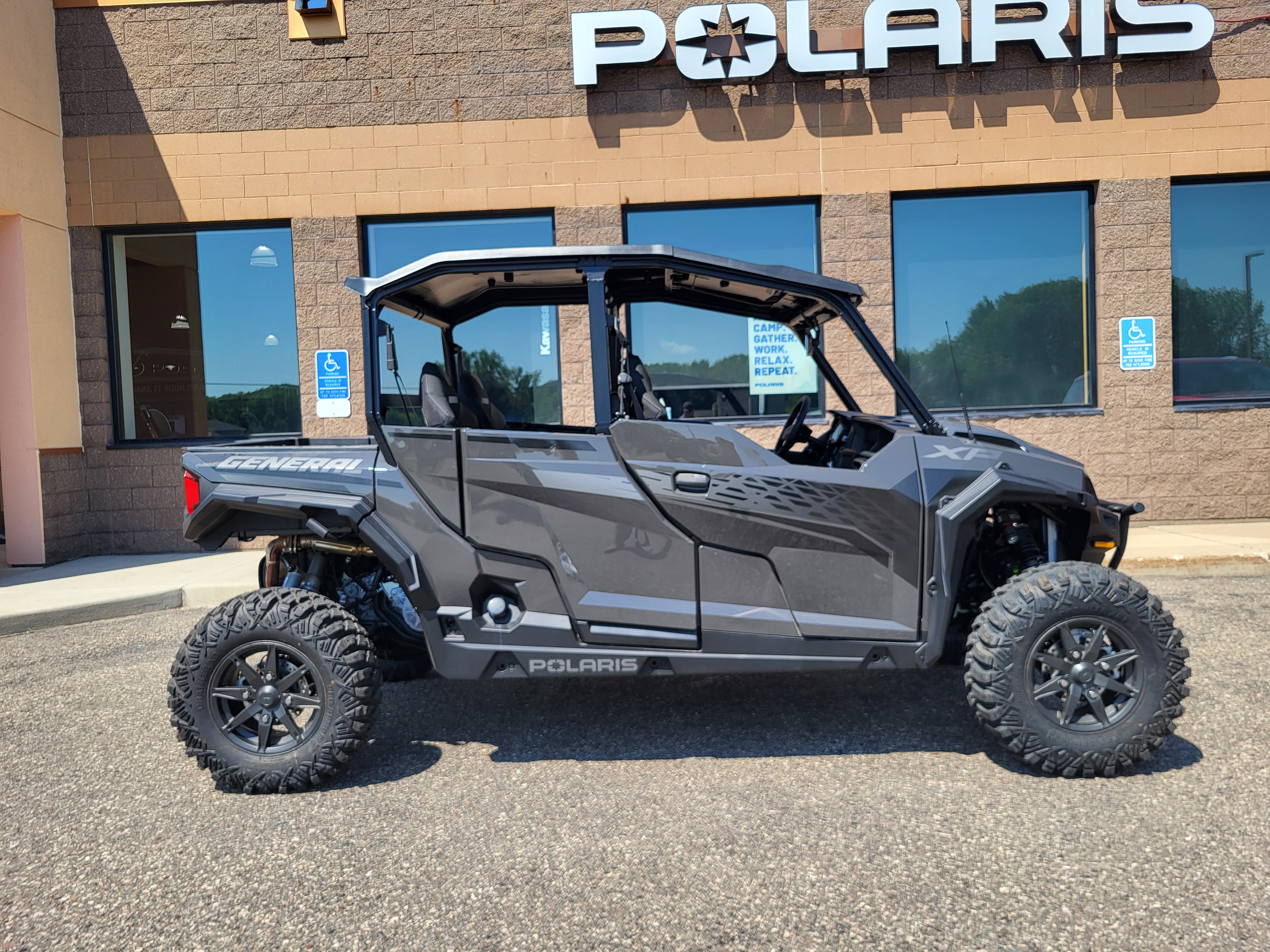 2025 Polaris GENERAL XP 4 1000 PREMIUM