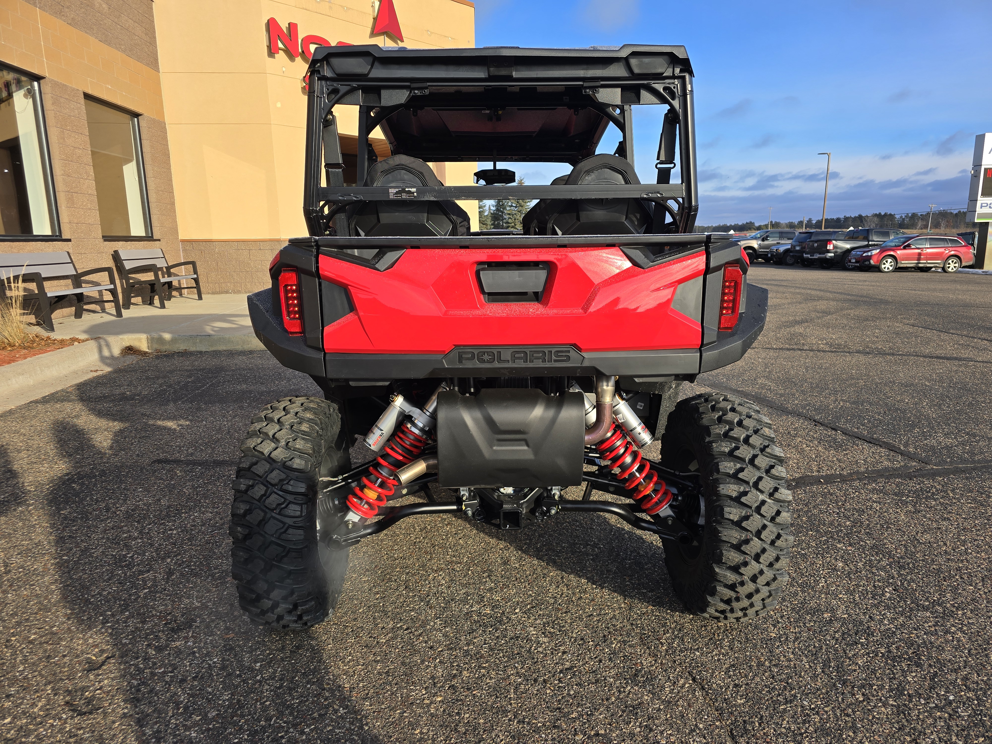 2025 Polaris GENERAL XP 4 1000 ULTIMATE - Photo 3