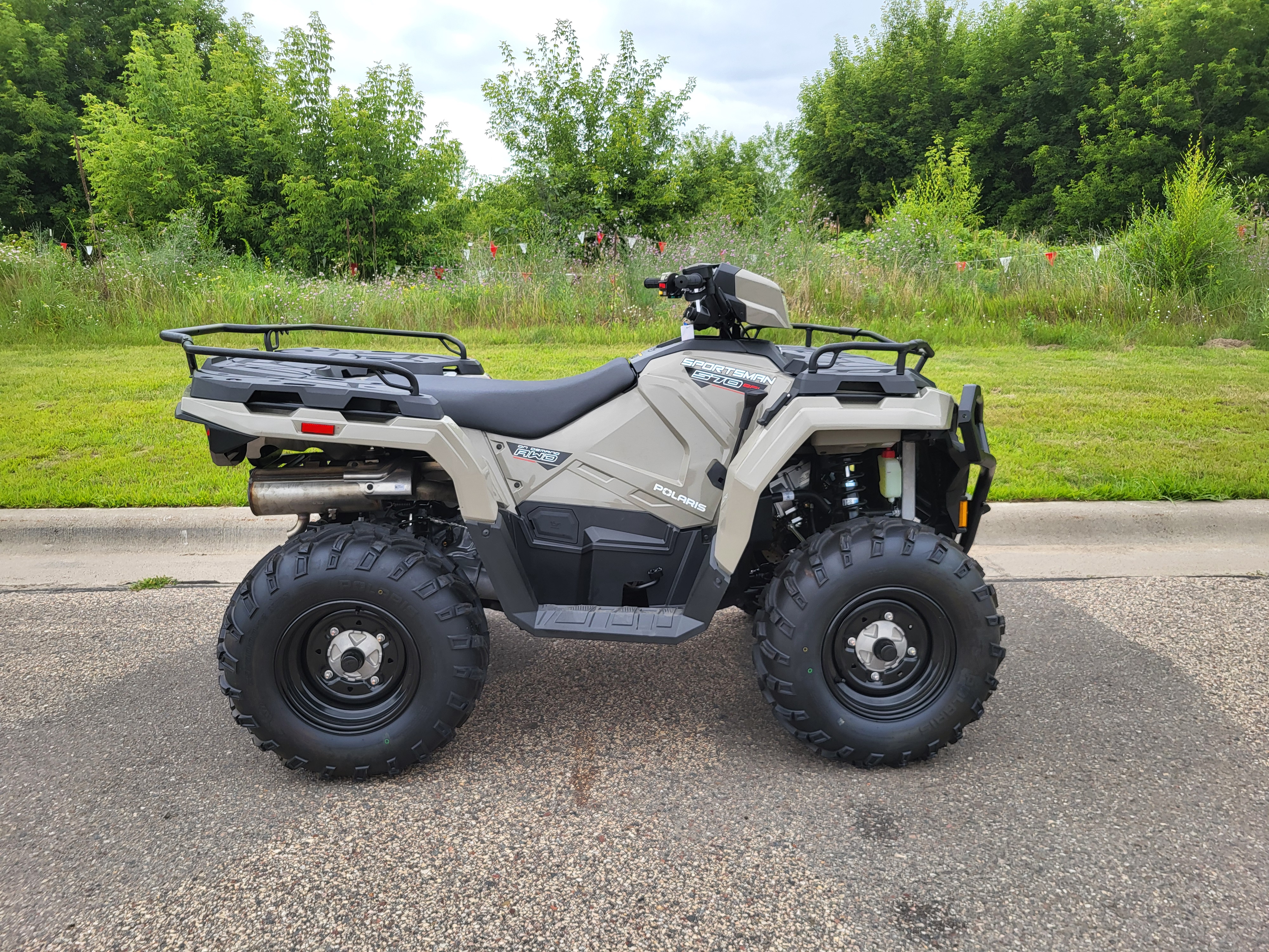 2025 Polaris SPORTSMAN 570 EPS W / WINCH & PLOW - Photo 2
