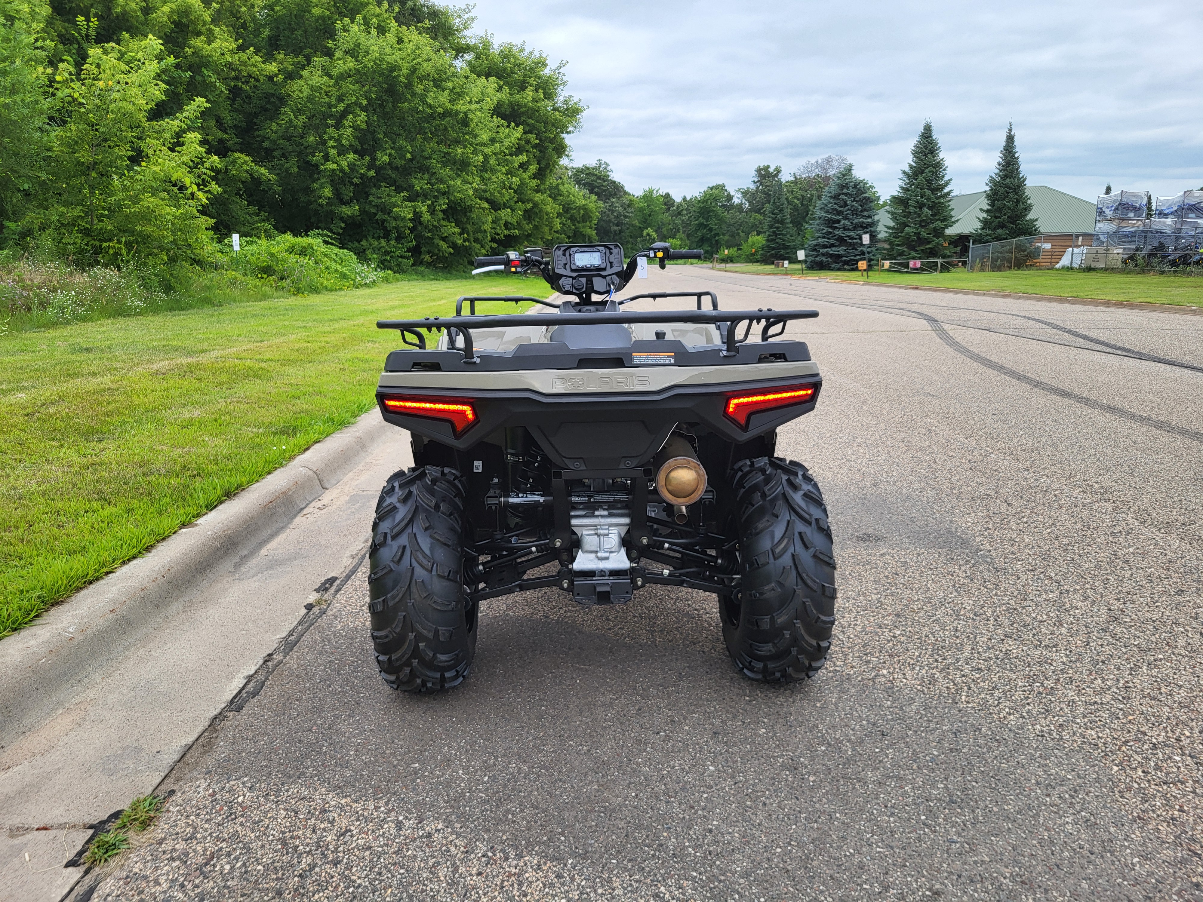 2025 Polaris SPORTSMAN 570 EPS W / WINCH & PLOW - Photo 4