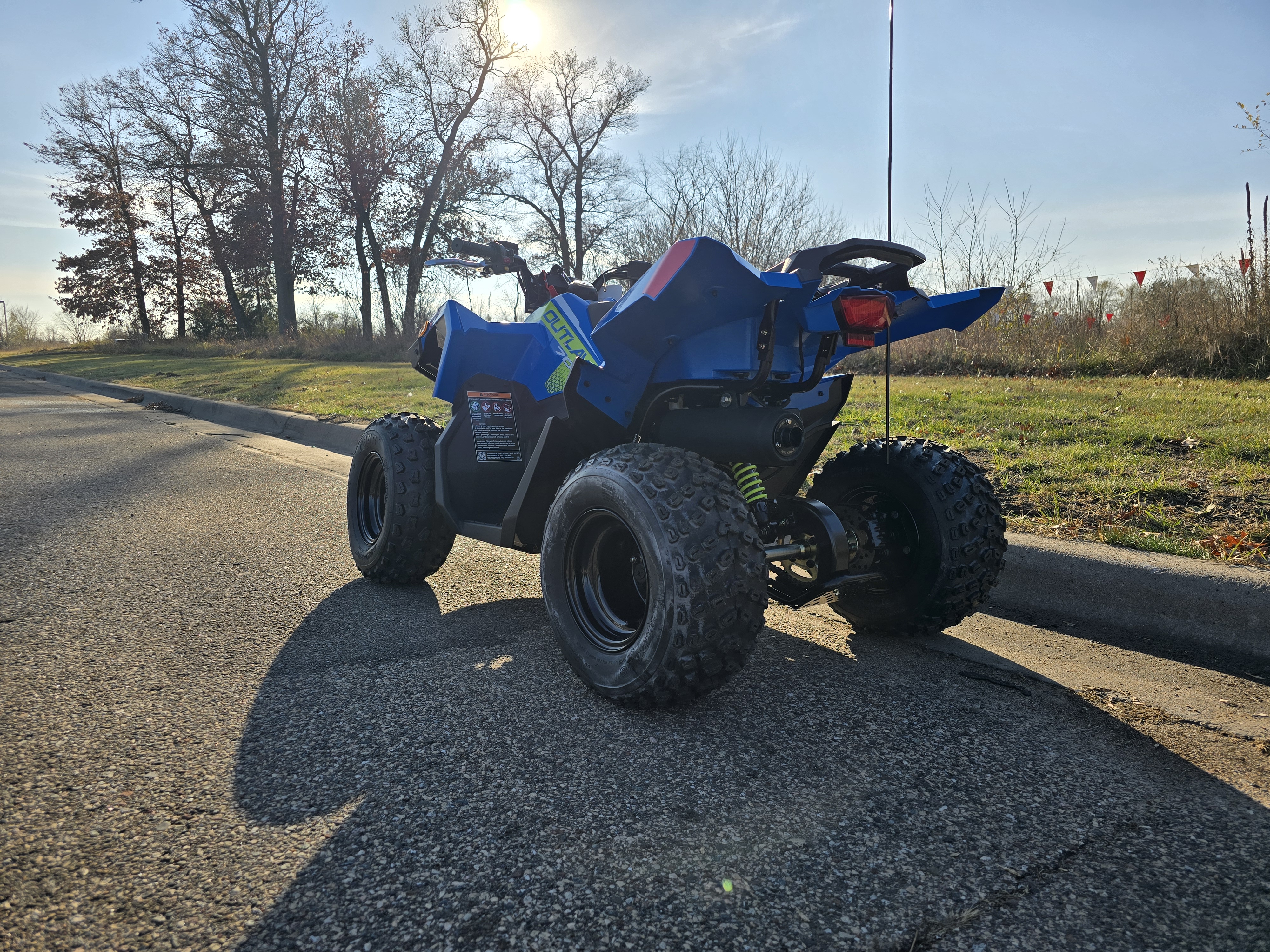 2025 Polaris OUTLAW 70 EFI - Photo 4
