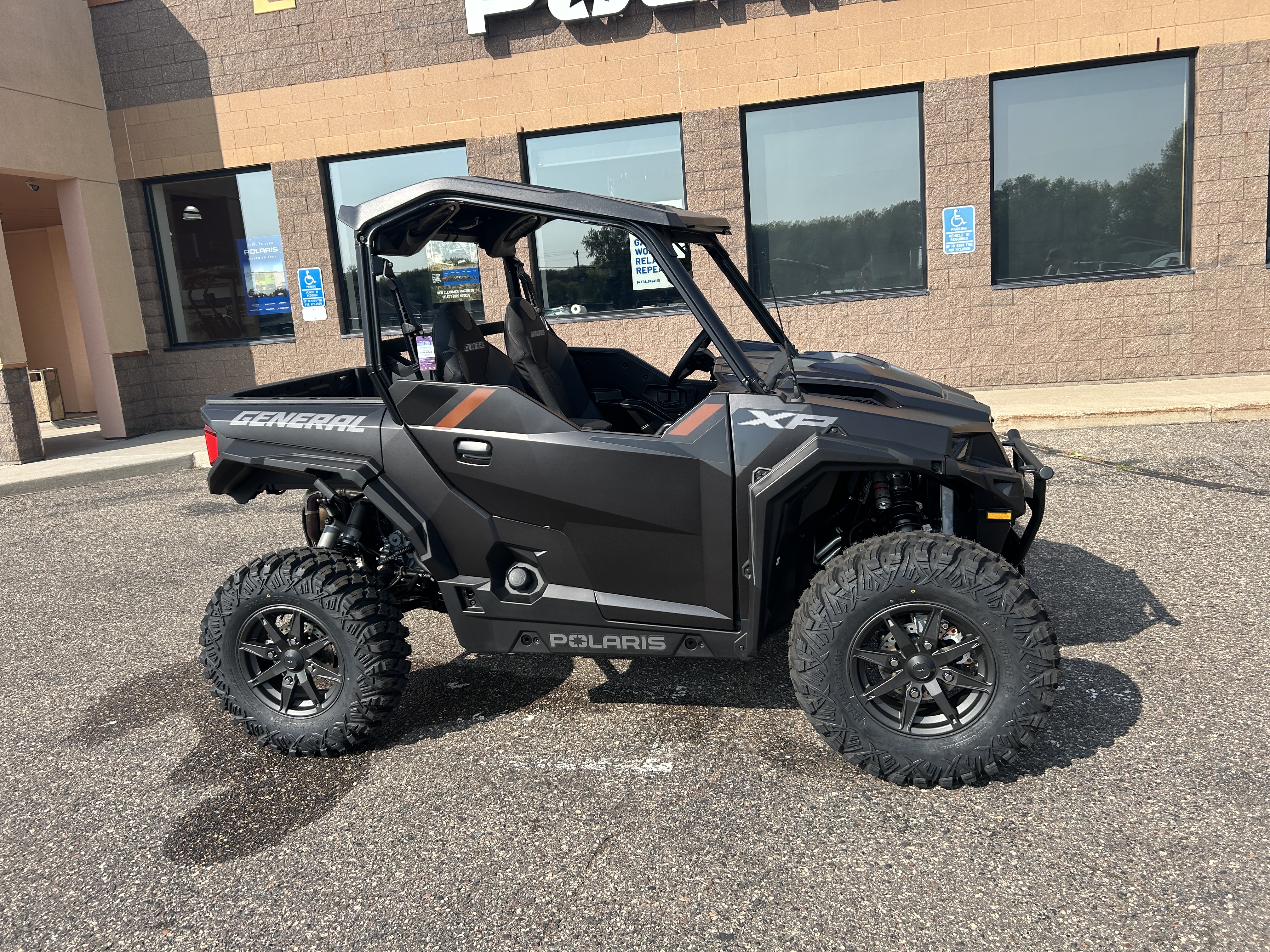 2026 Polaris GENERAL XP 1000 ULTIMATE