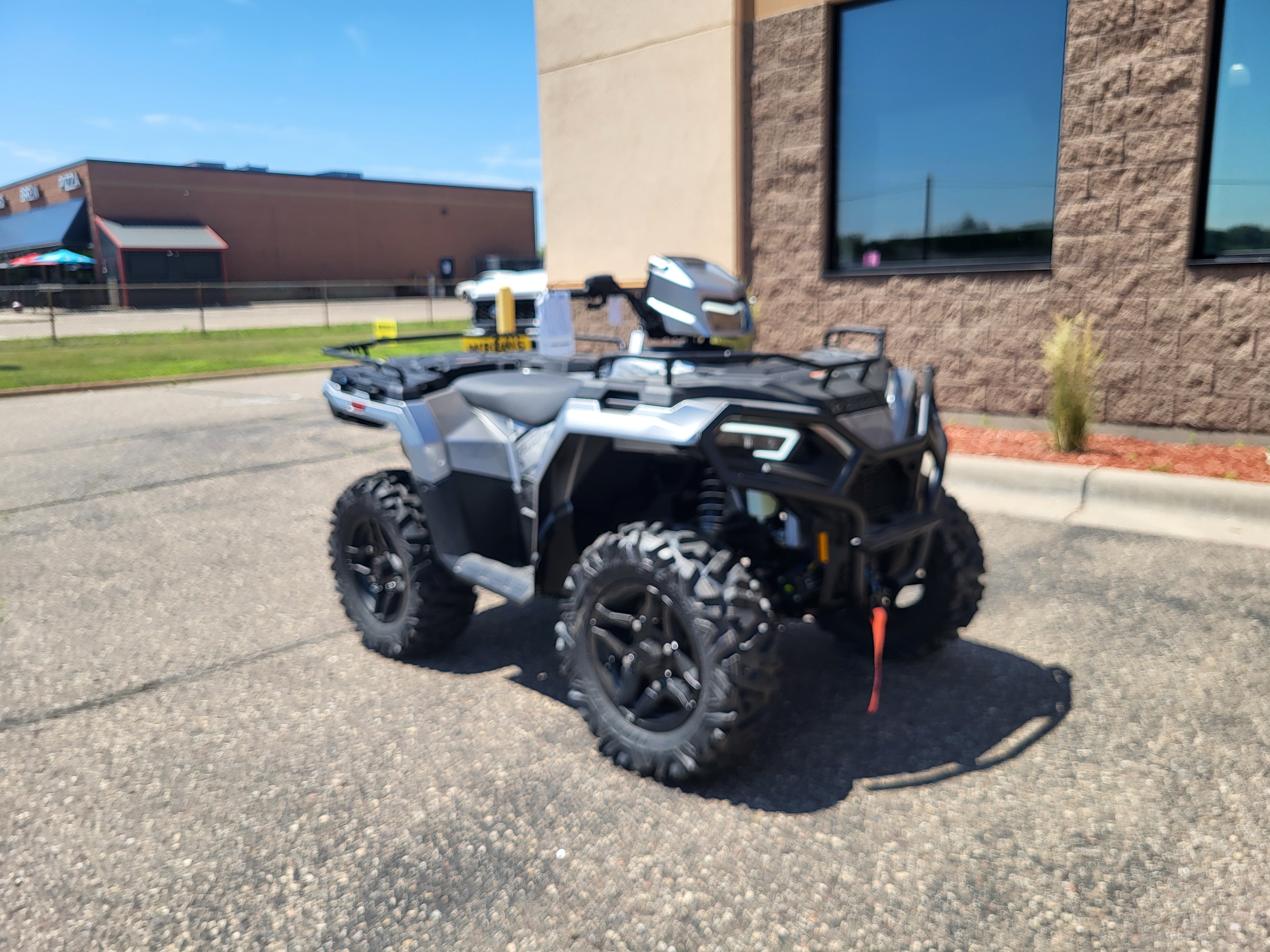 2025 Polaris SPORTSMAN 570 ULTIMATE - Photo 8
