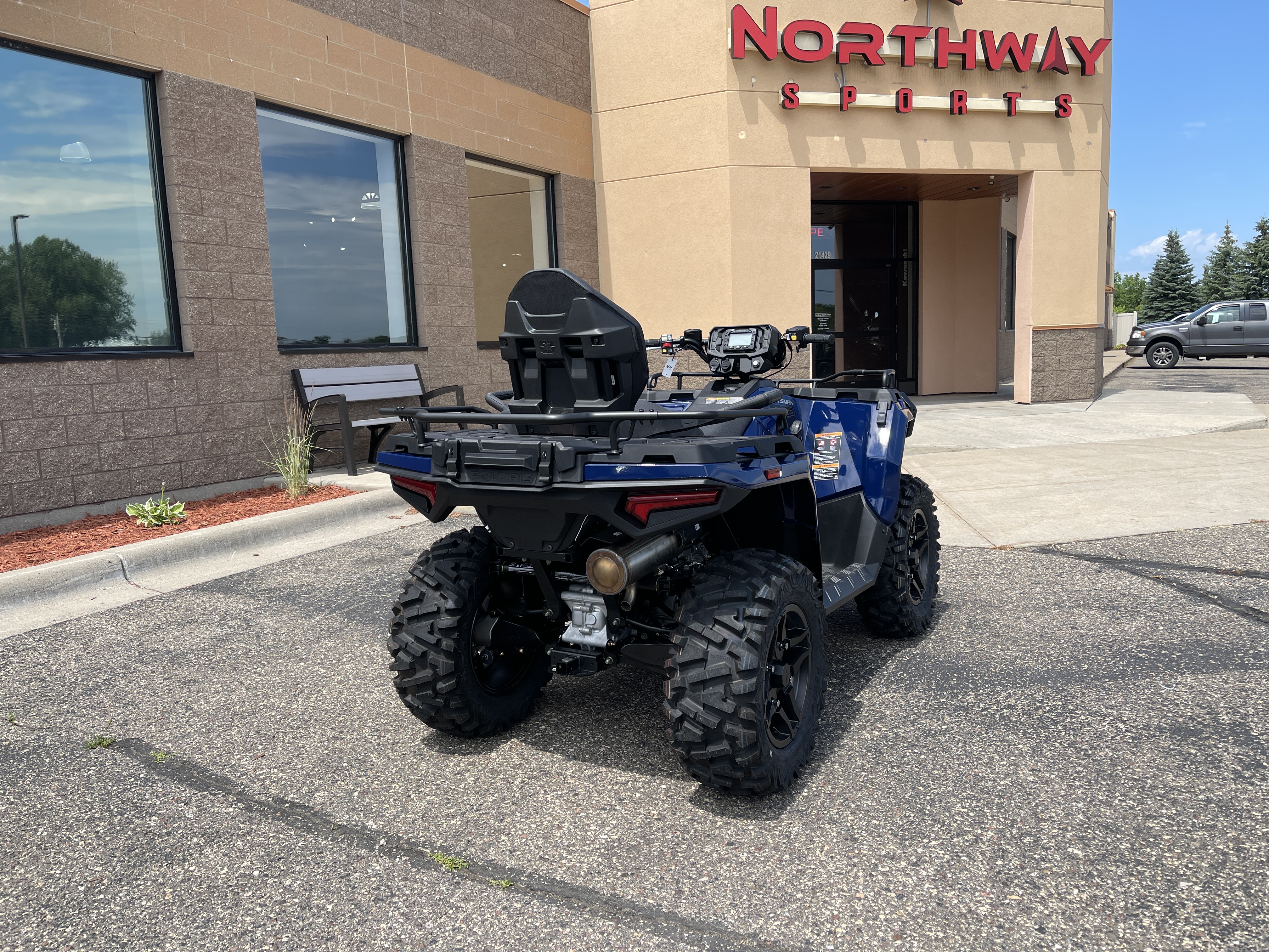 2025 Polaris SPORTSMAN TOURING 570 PREMIUM - Photo 2