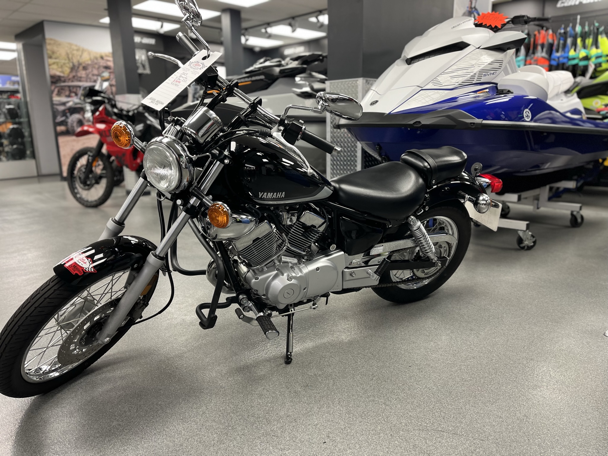 2023 Yamaha V STAR 250 - Photo 3