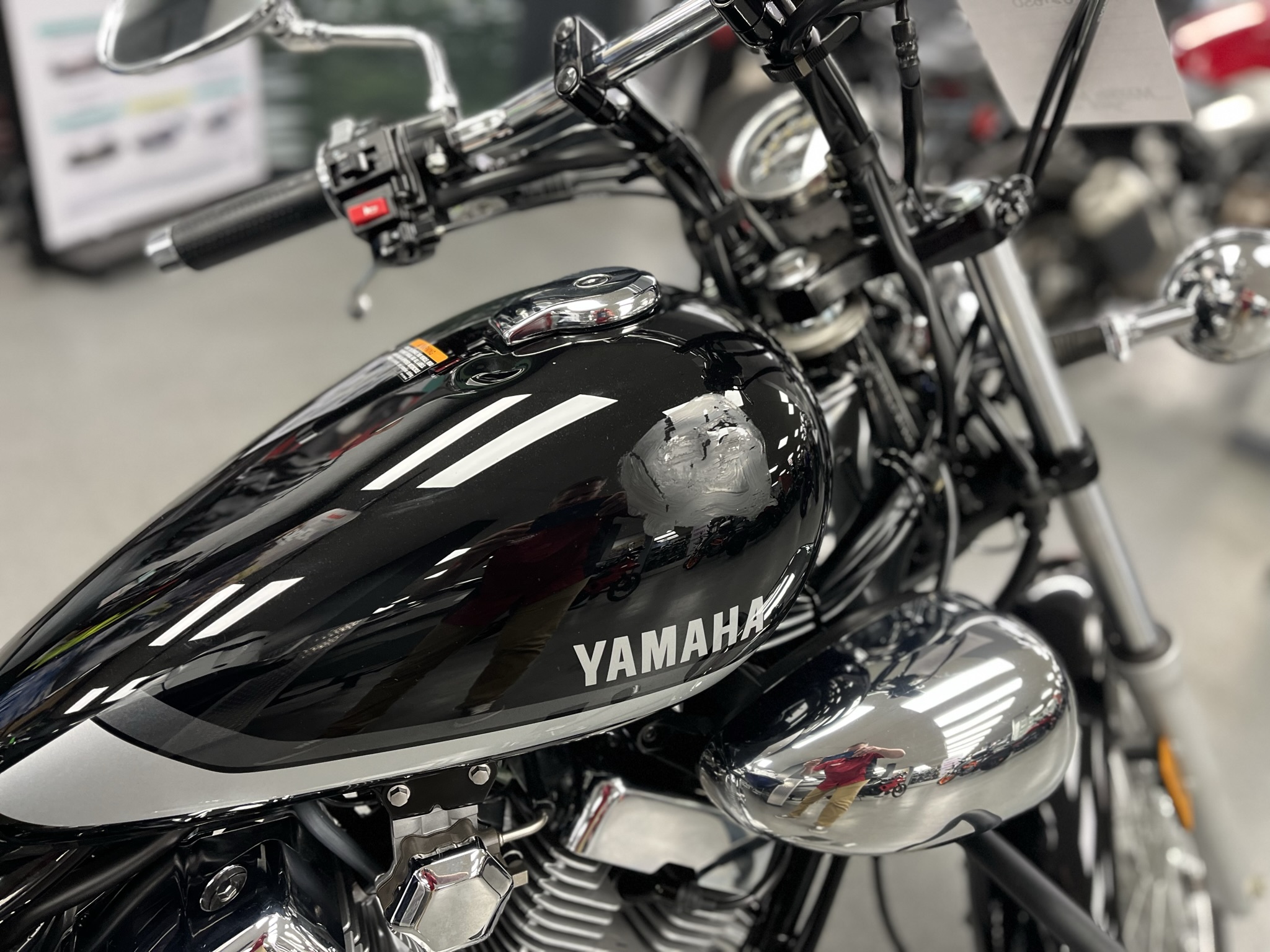 2023 Yamaha V STAR 250 - Photo 2