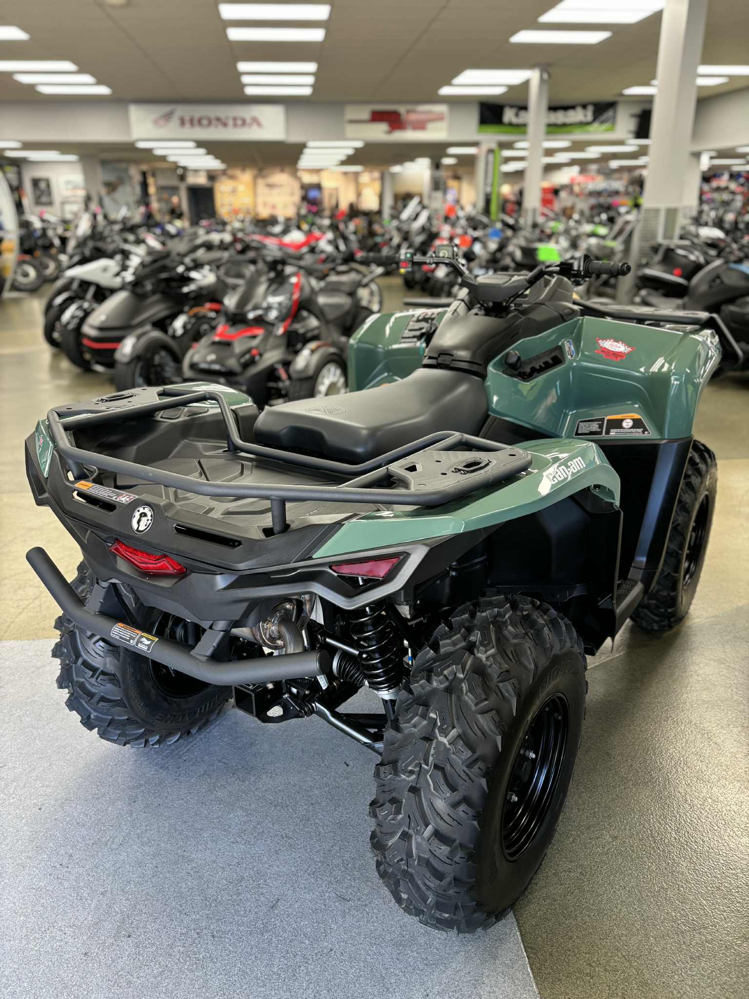 2025 Can-Am Outlander Pro HD7 - Photo 6