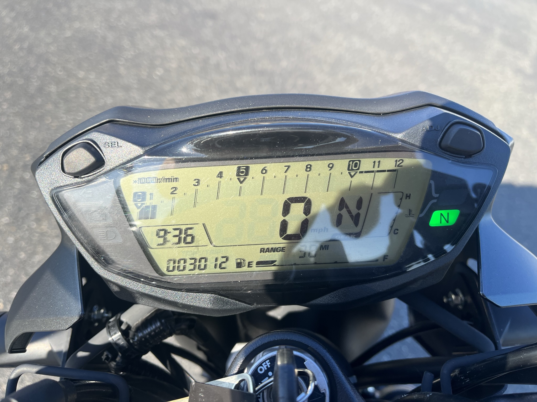 2023 Suzuki SFV650 - Photo 11