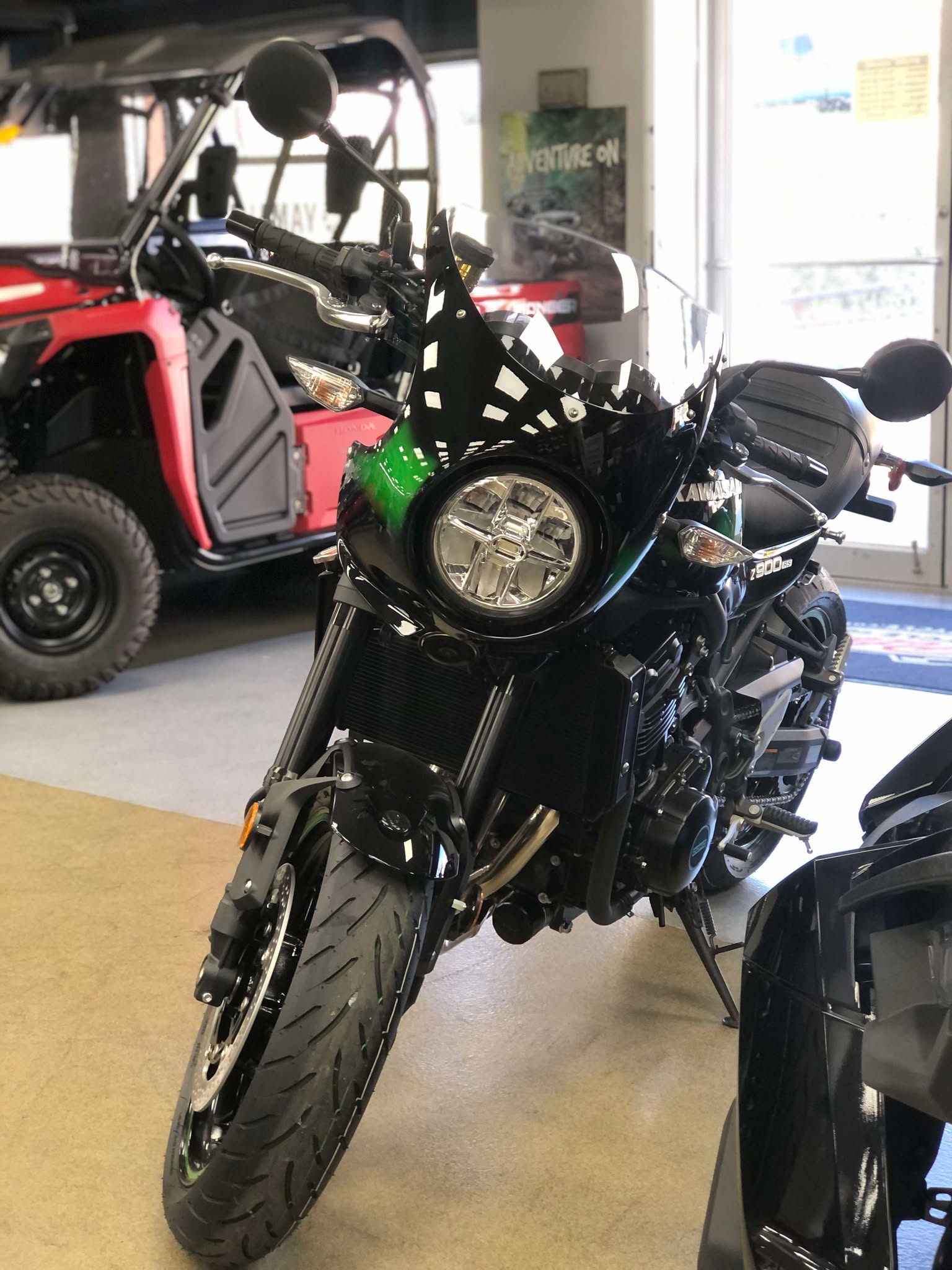 2025 Kawasaki Z900RS Cafe ABS - Photo 9