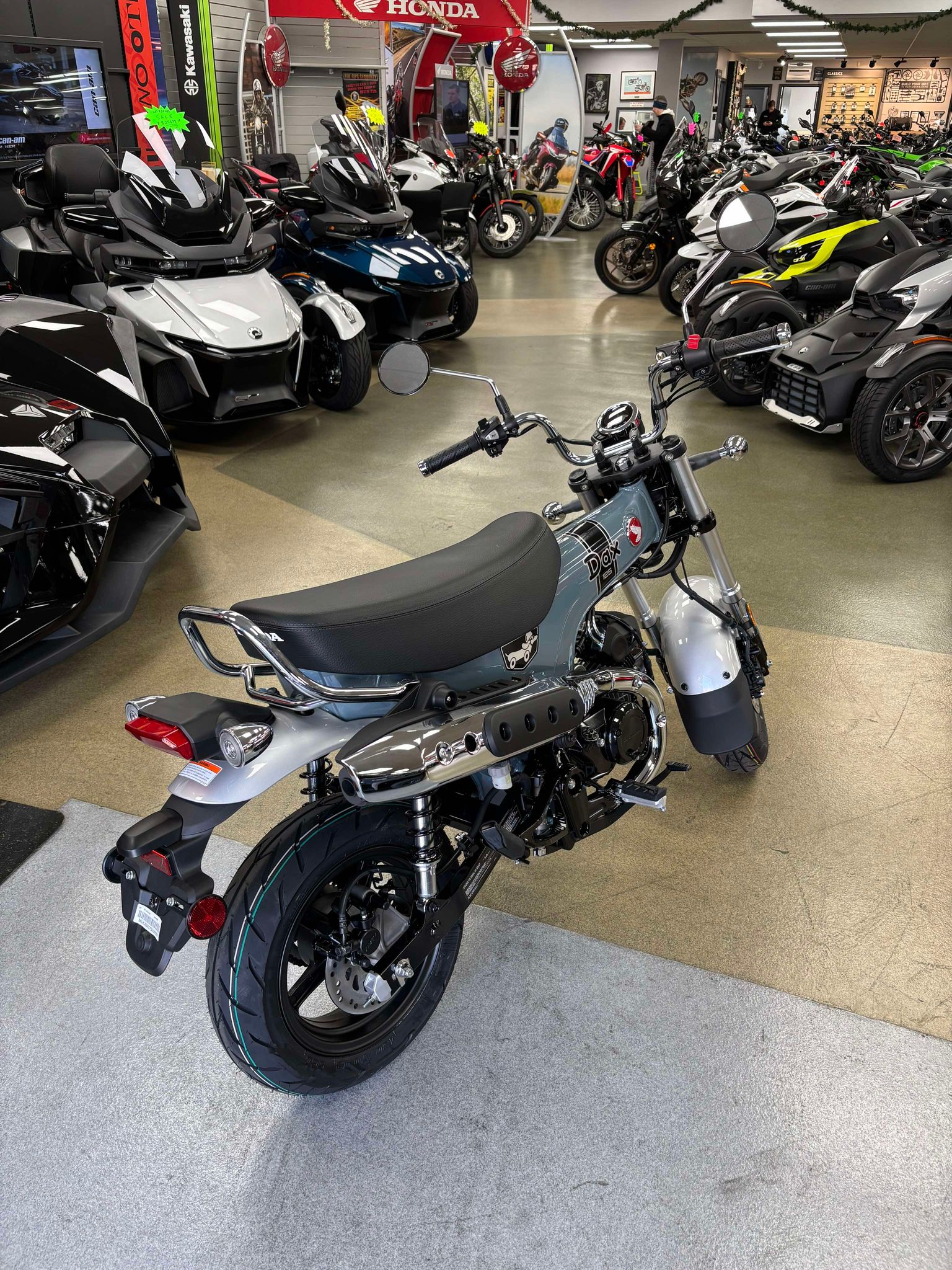 2025 Honda DAX 125 - Photo 5